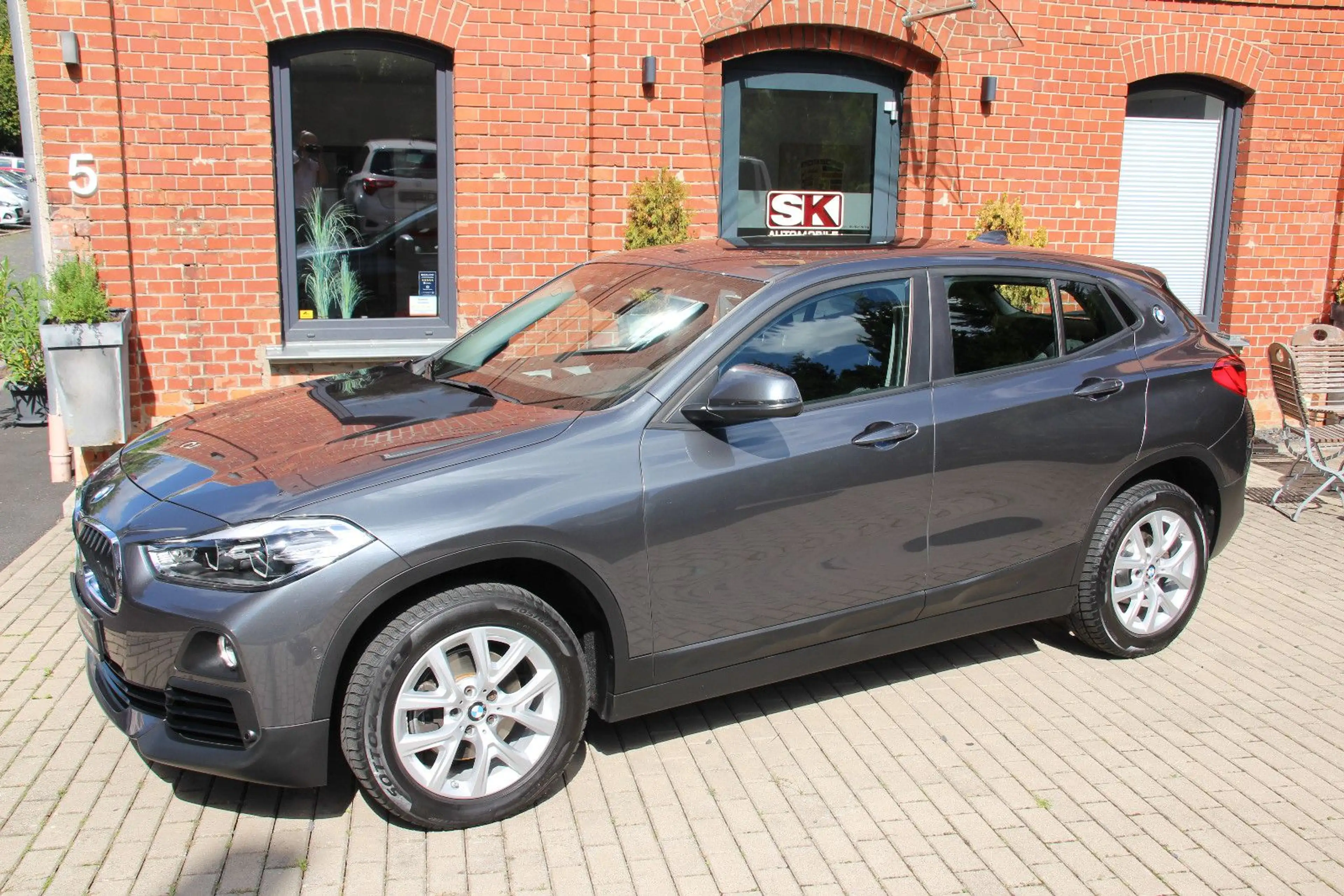 BMW X2 sDrive 18 i Advantage LED&Navi&Bluetooth — photo 2