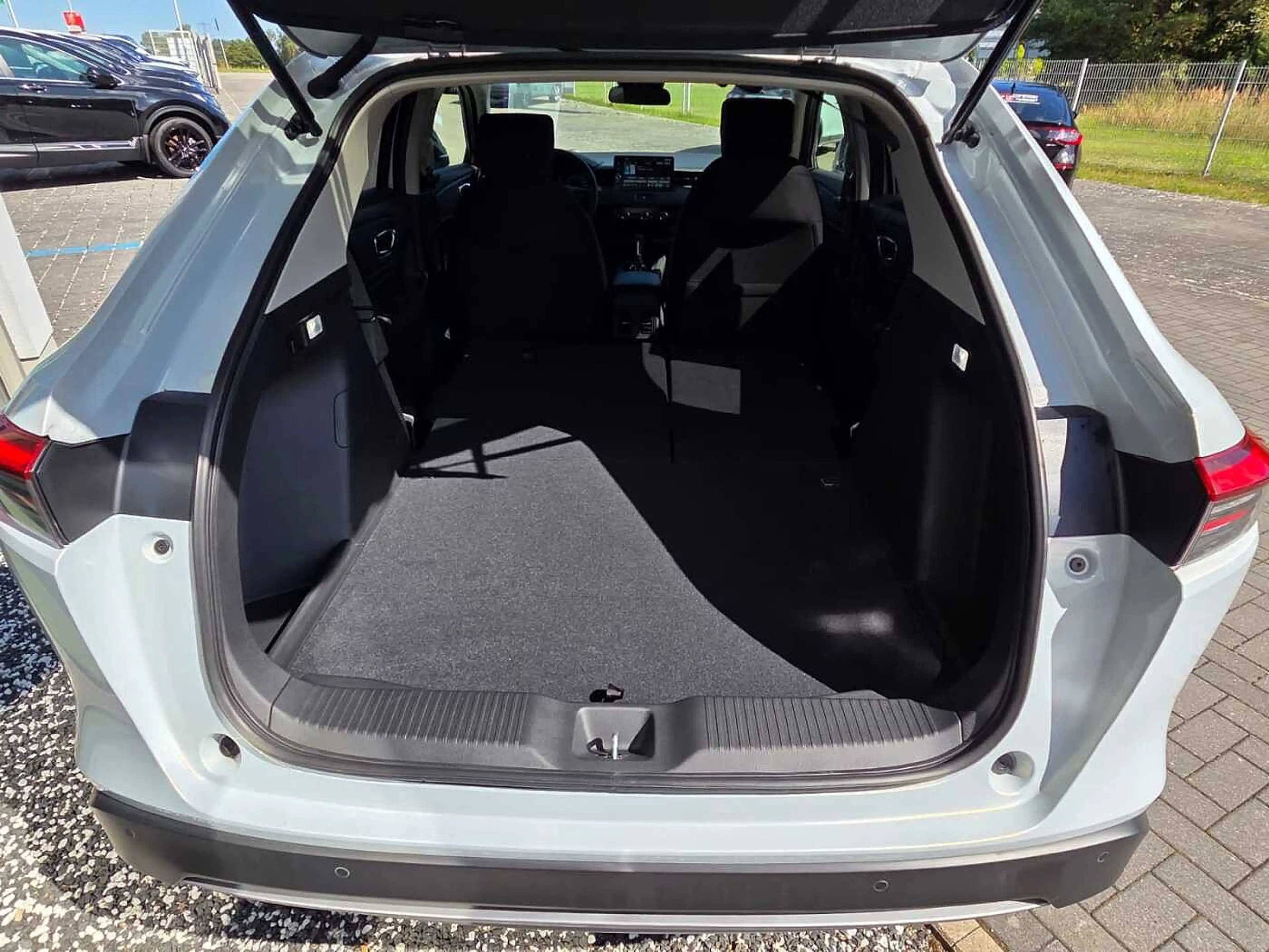 Honda HR-V Hybrid e:HEV 1.5 i-MMD Elegance — photo 9