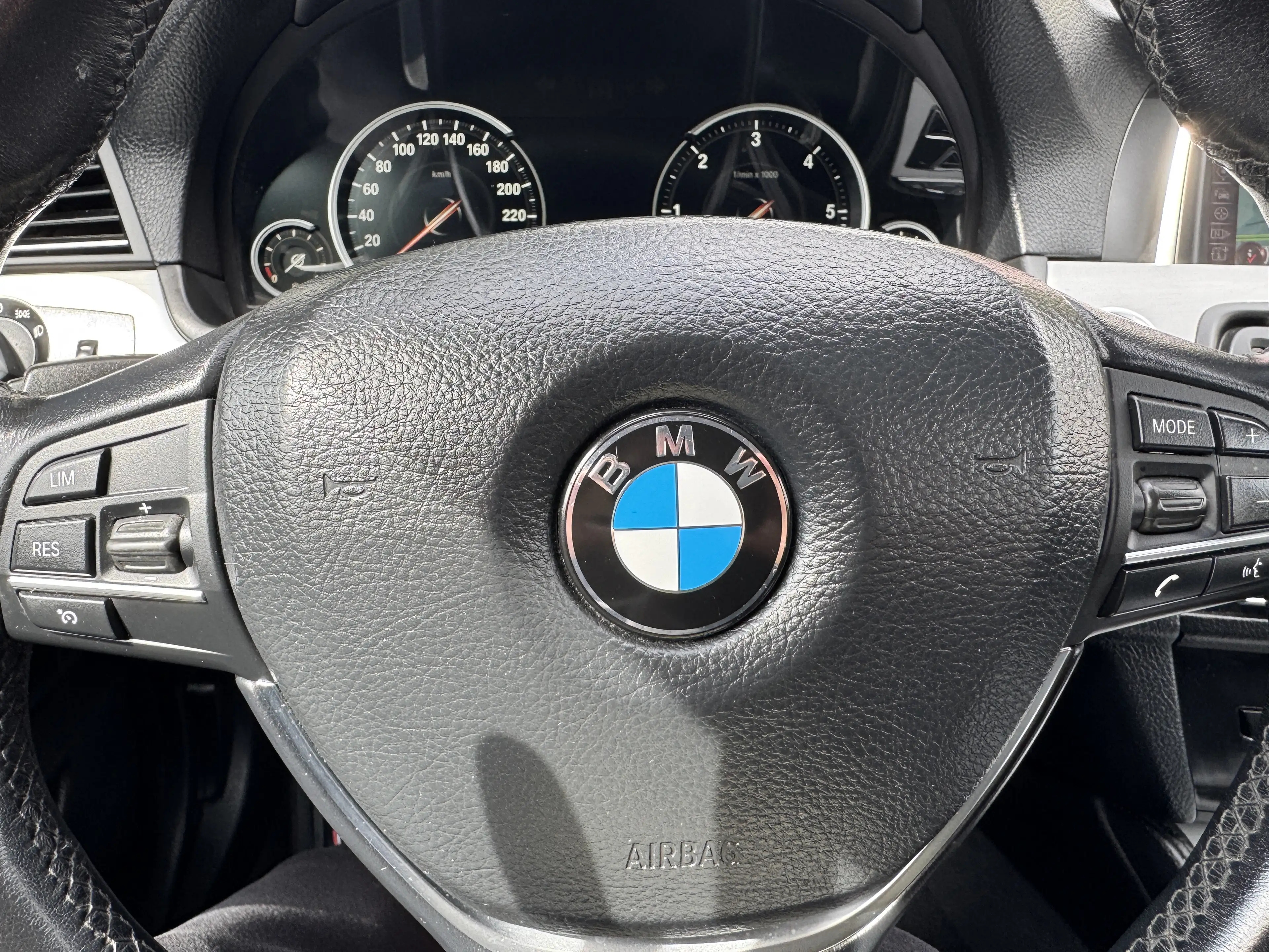 BMW 518 Touring 518 dA-CUIR-GPS PRO-TVAC — photo 14