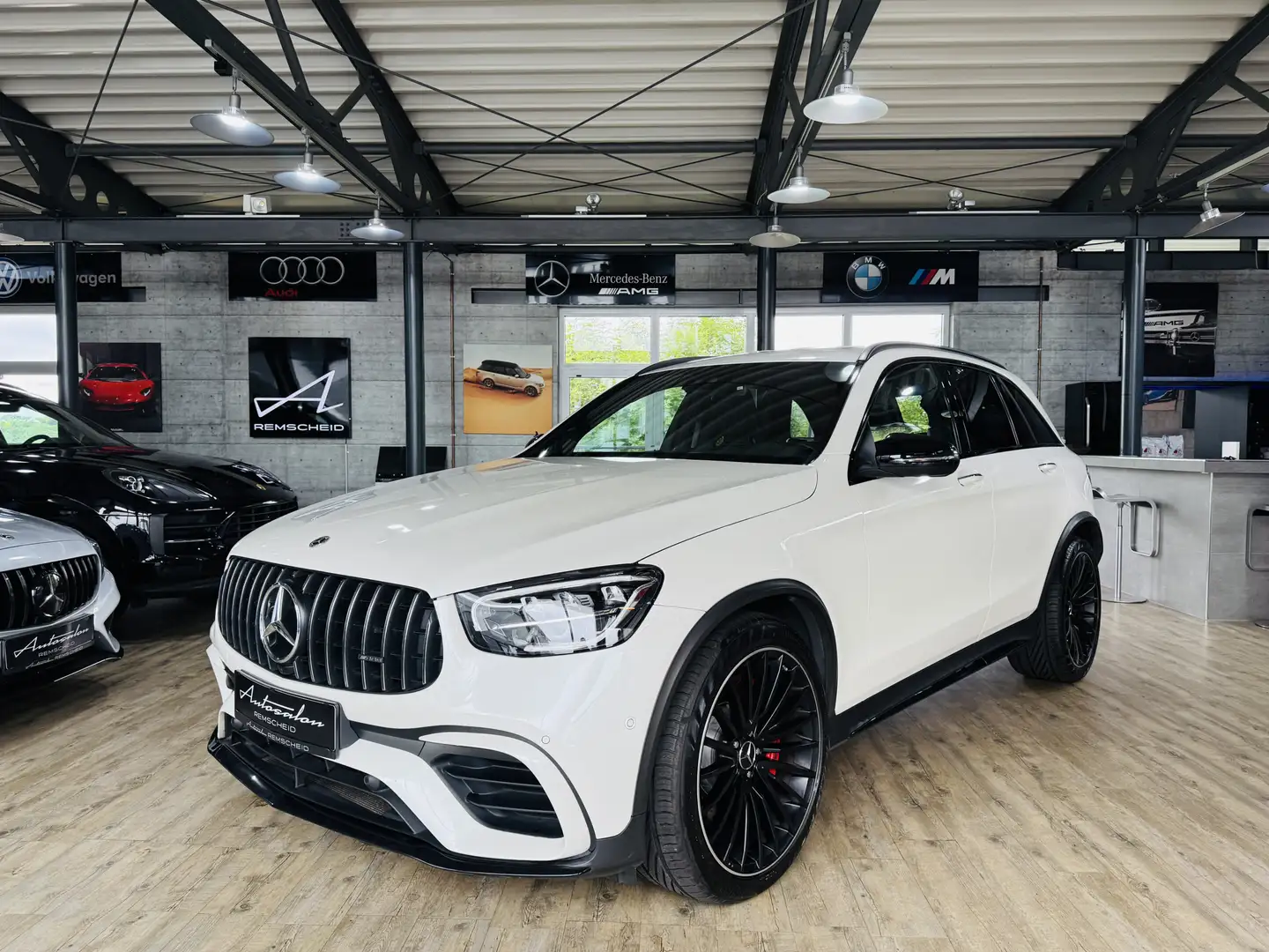Mercedes-Benz GLC 63 AMG S AMG 4Matic*SCHALE*P.ABGAS*KAM* Weiß - 1