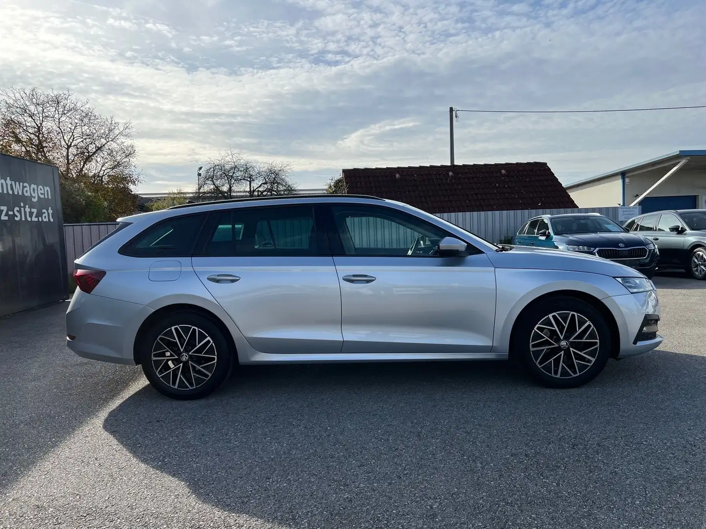 Skoda Octavia Combi 1,5 TSI ACT Ambition Silber - 2