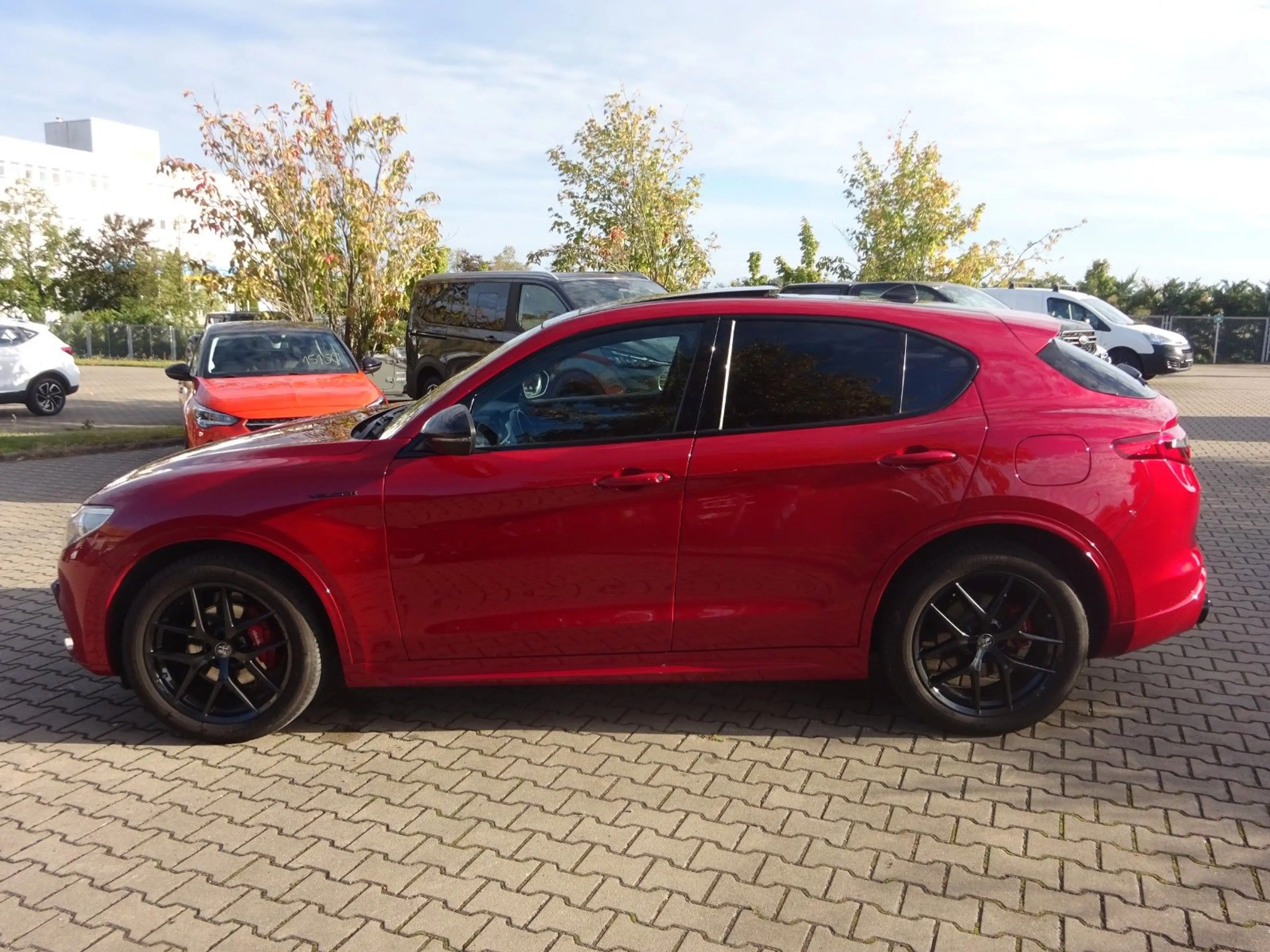 Alfa Romeo Stelvio Veloce Q4 — photo 2
