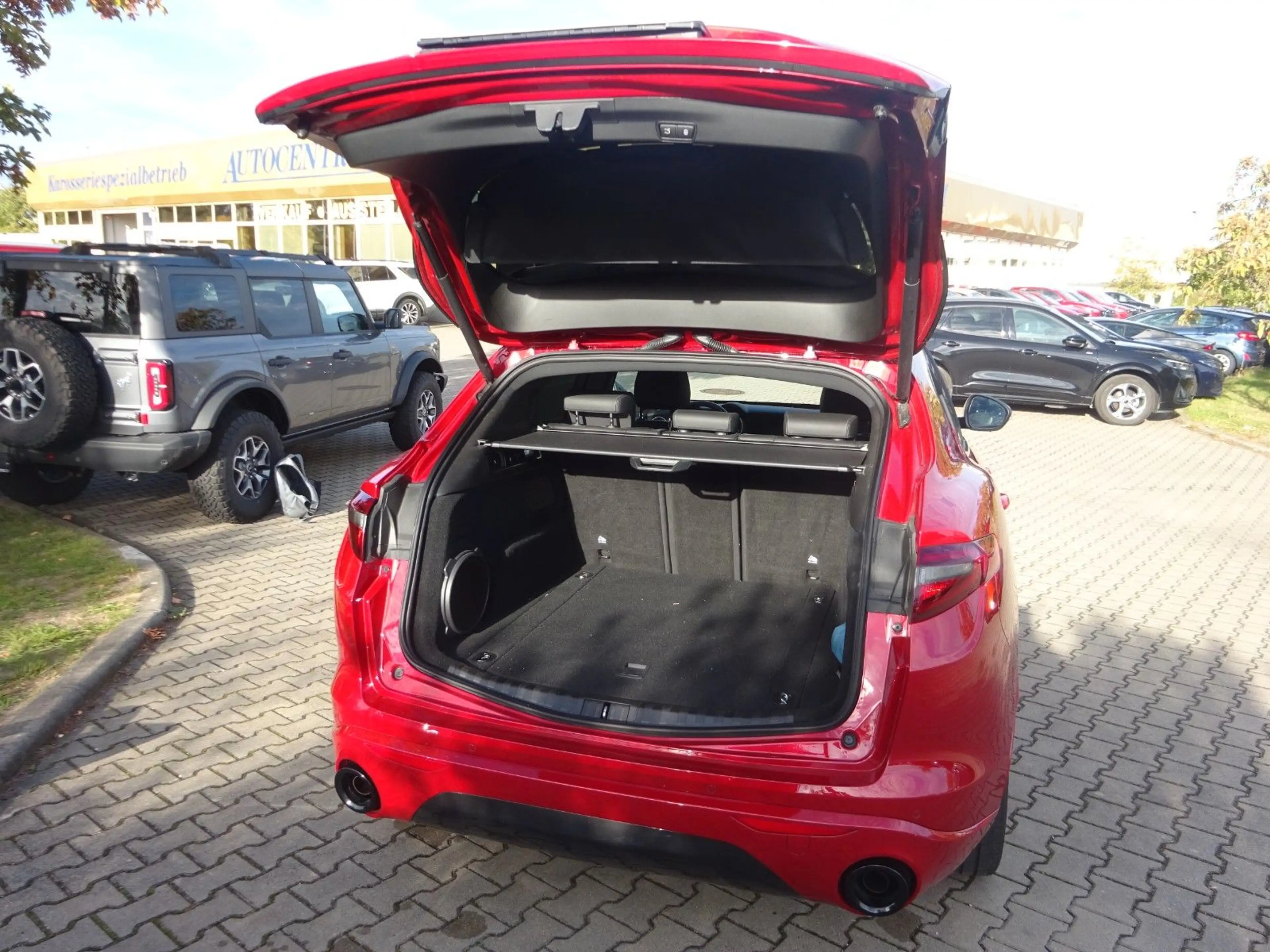 Alfa Romeo Stelvio Veloce Q4 — photo 15