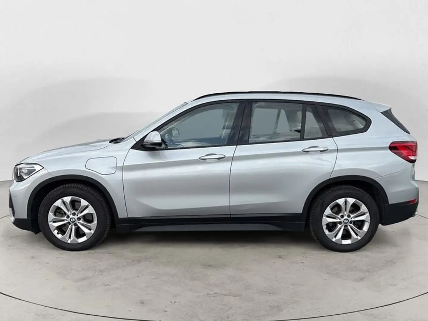 BMW X1 xDrive25e Business Advantage Argent - 2