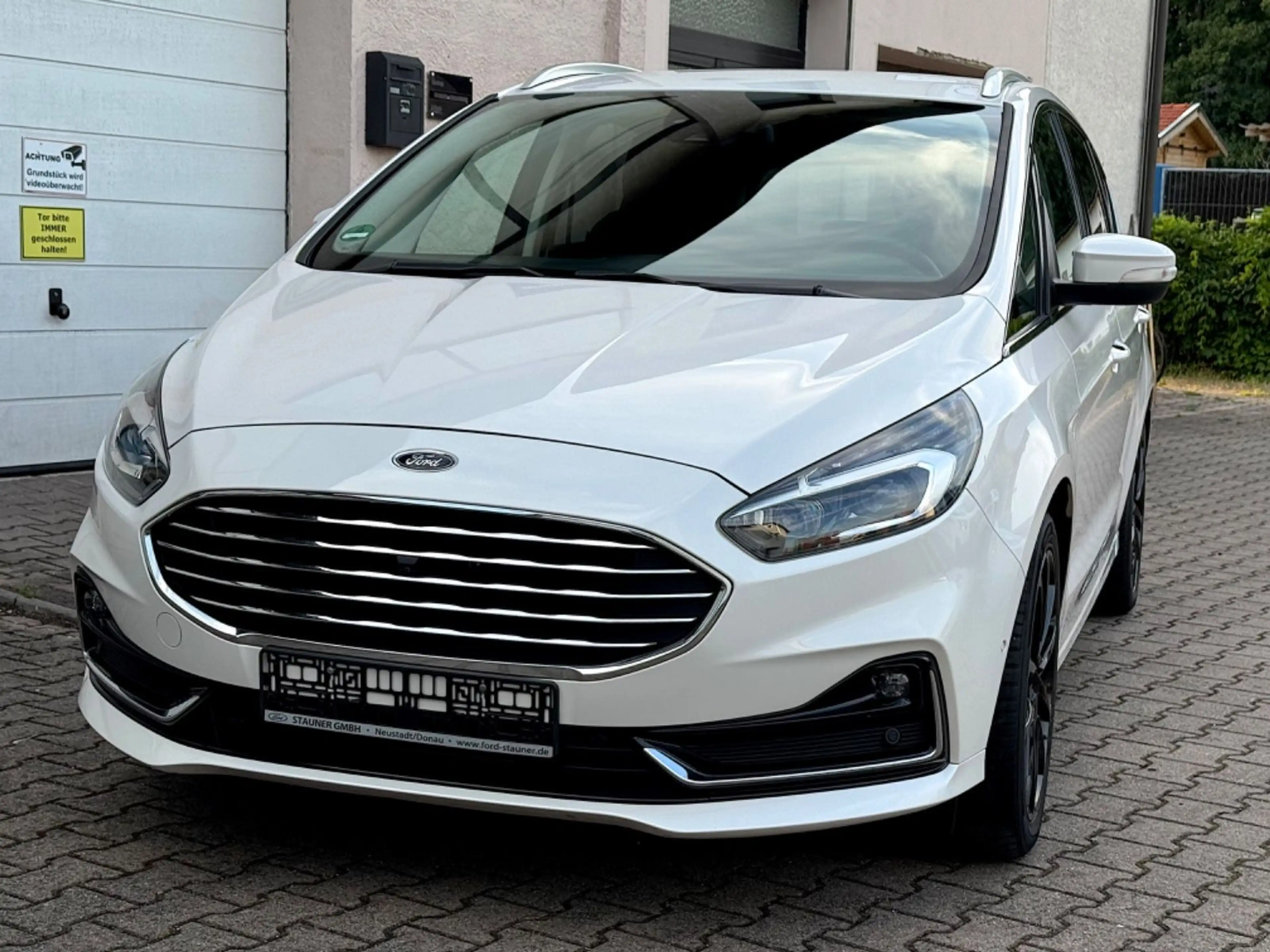 Ford S-Max S-MAX Titanium 7-SITZER CARPLAY SPURHALTE
