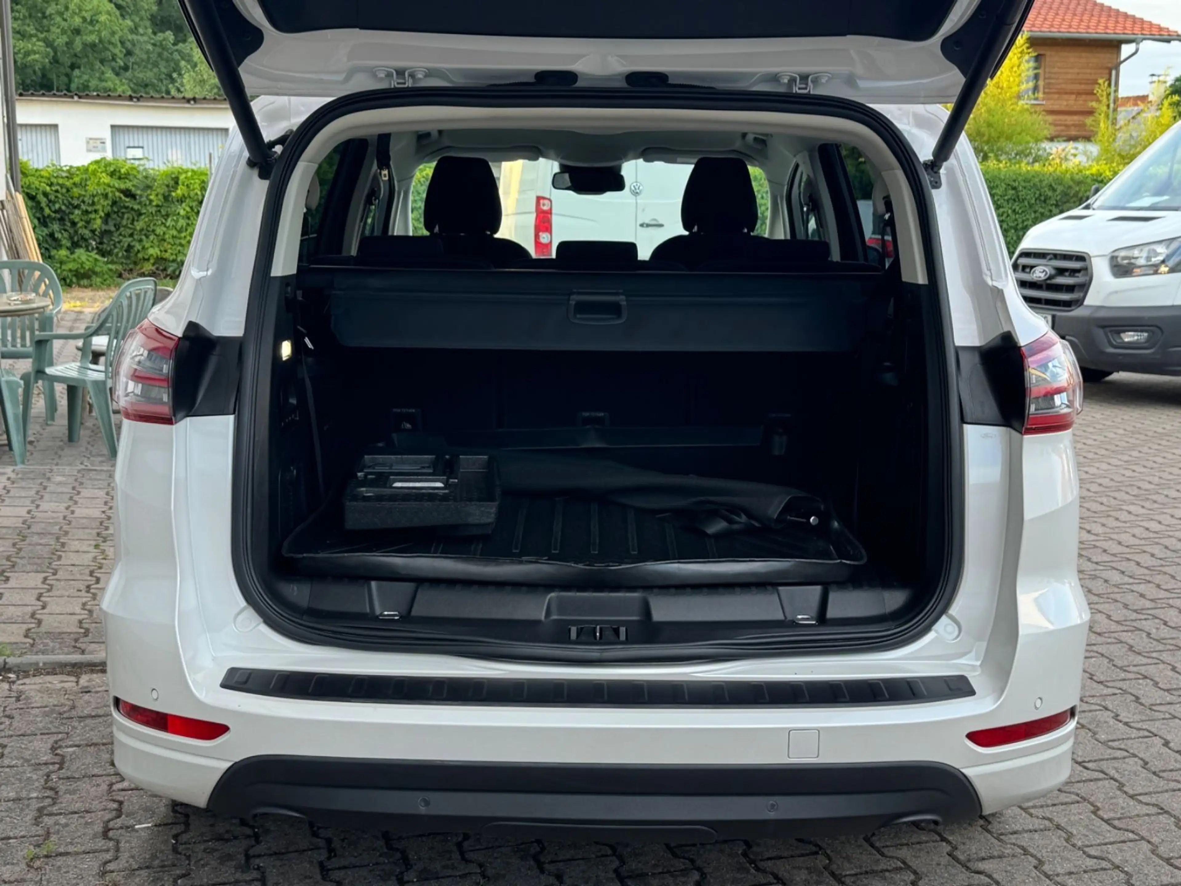 Ford S-Max S-MAX Titanium 7-SITZER CARPLAY SPURHALTE — photo 7