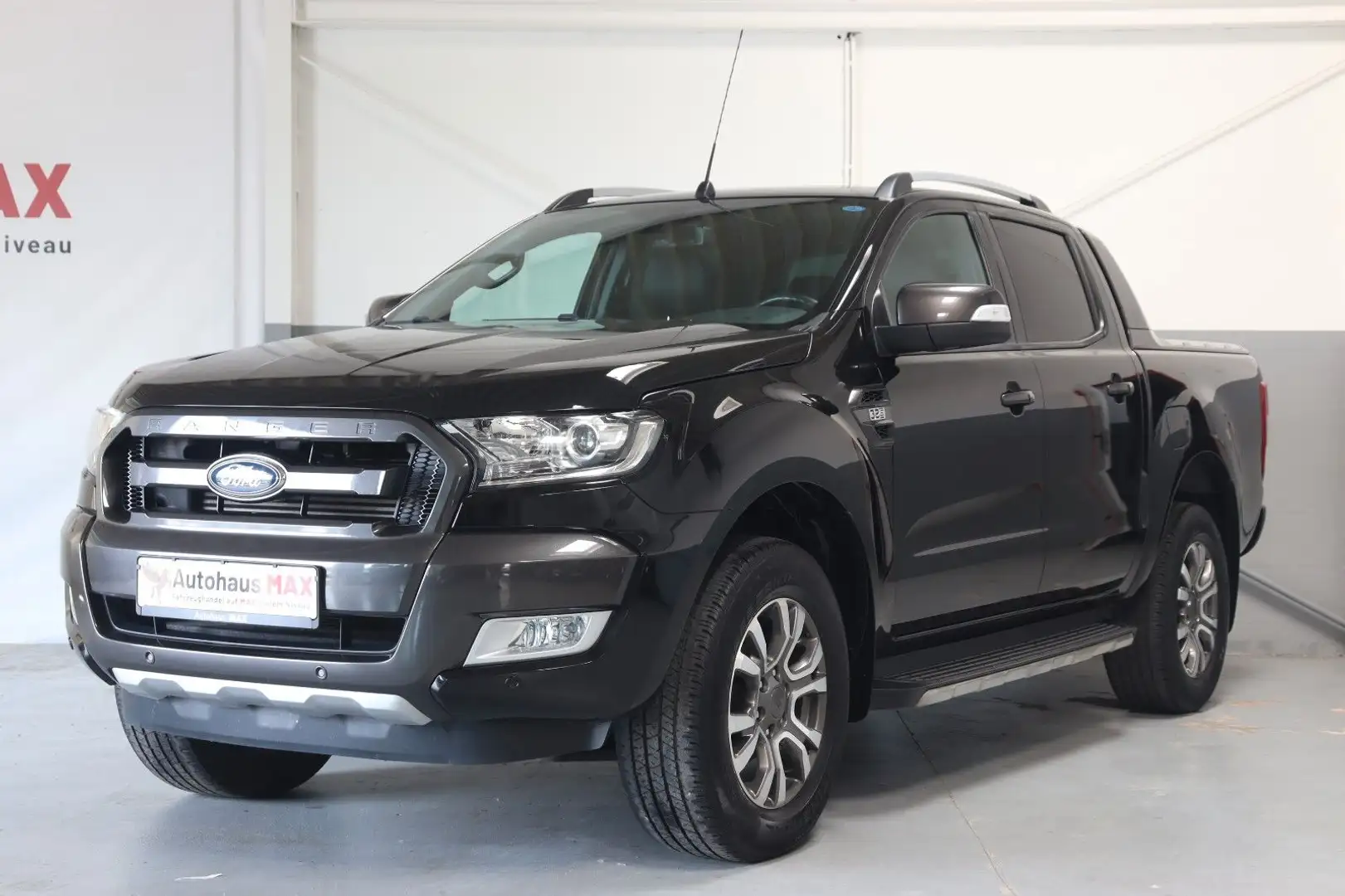 Ford Ranger Wildtrak Doppelkabine 4x4~3,2l~OFFROAD~ Černá - 1