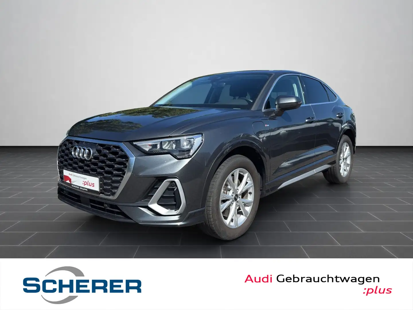 Audi Q3 45 TFSIe S line S tronic NAVI SONOS Grau - 1