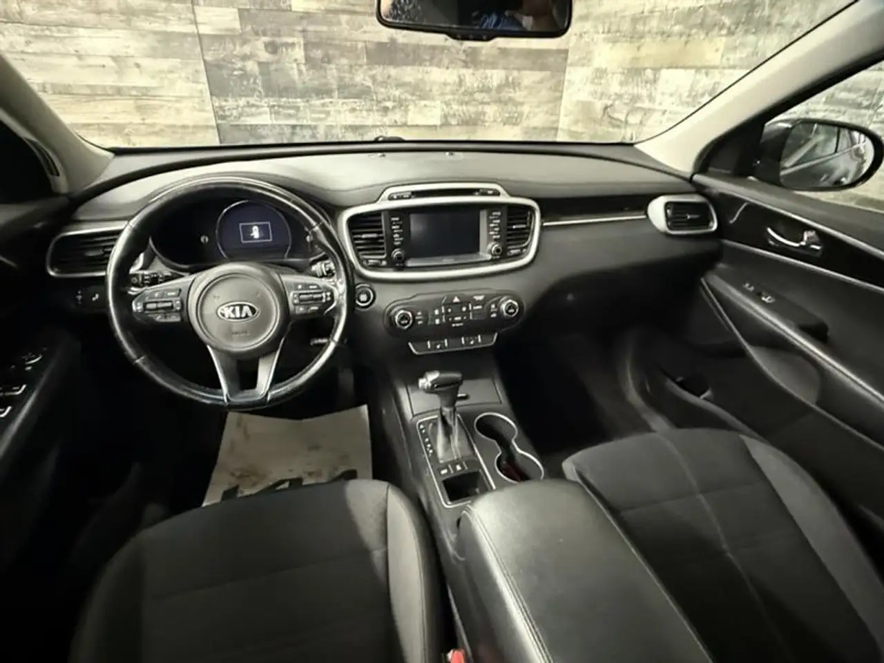 Kia Sorento снимка Kia Sorento