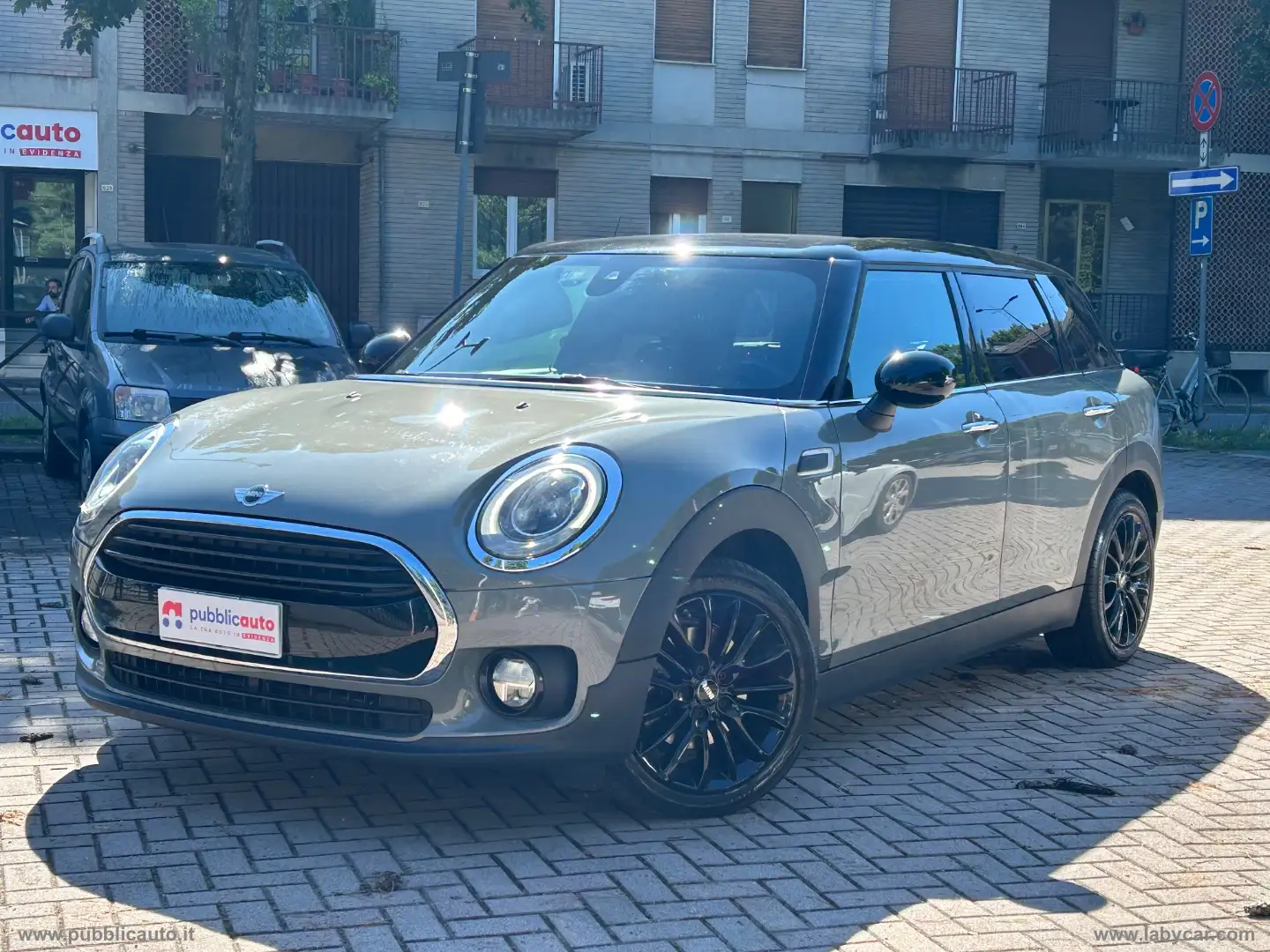 MINI Cooper Clubman Mini Cooper D Business Clubman Aut. Grigio - 1
