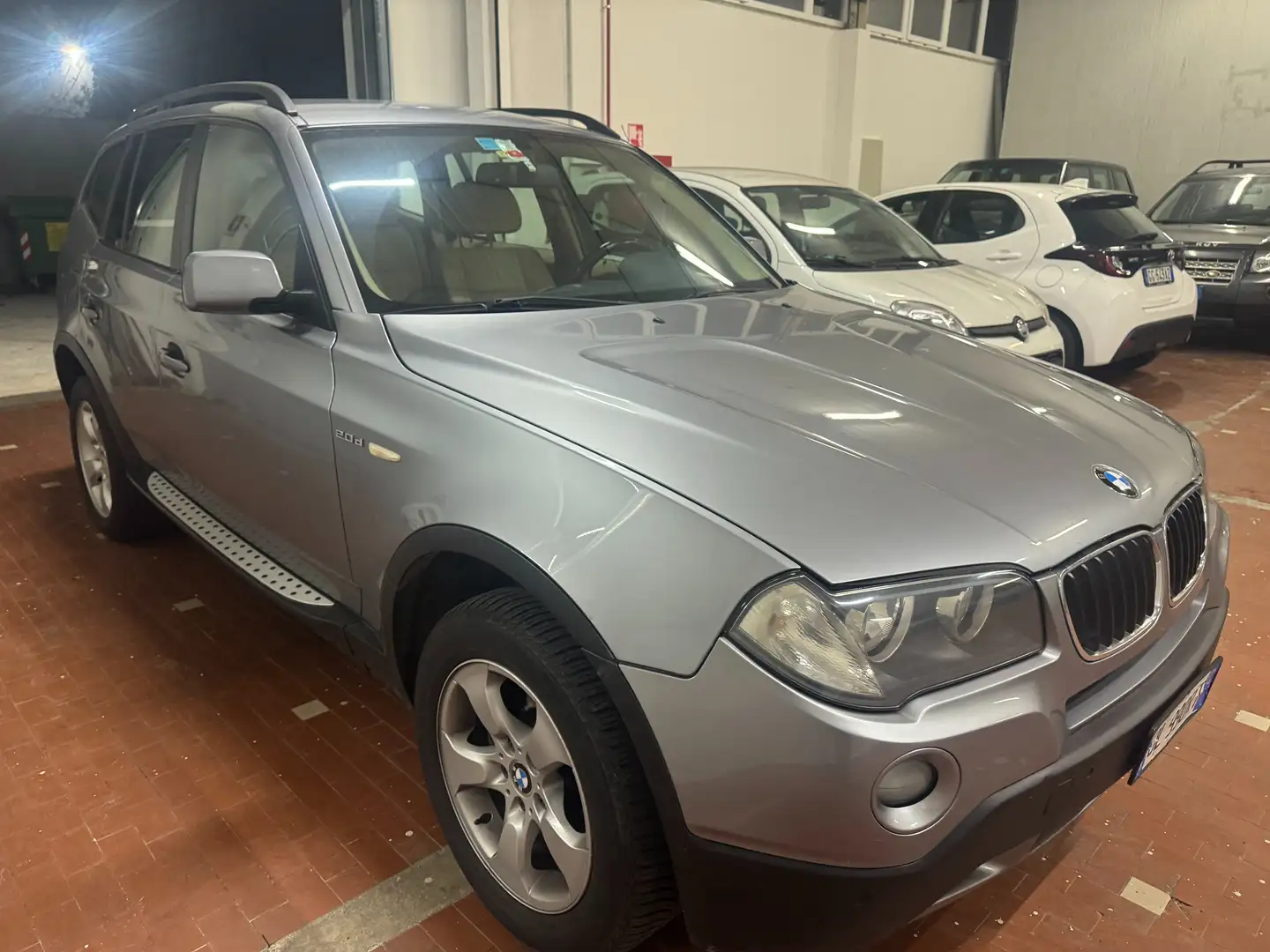 BMW X3 E83 xdrive20d (2.0d) Futura 177cv Grau - 1