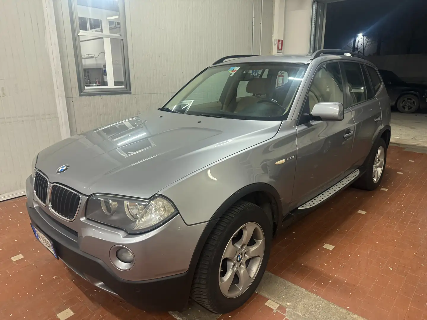 BMW X3 E83 xdrive20d (2.0d) Futura 177cv Grau - 2