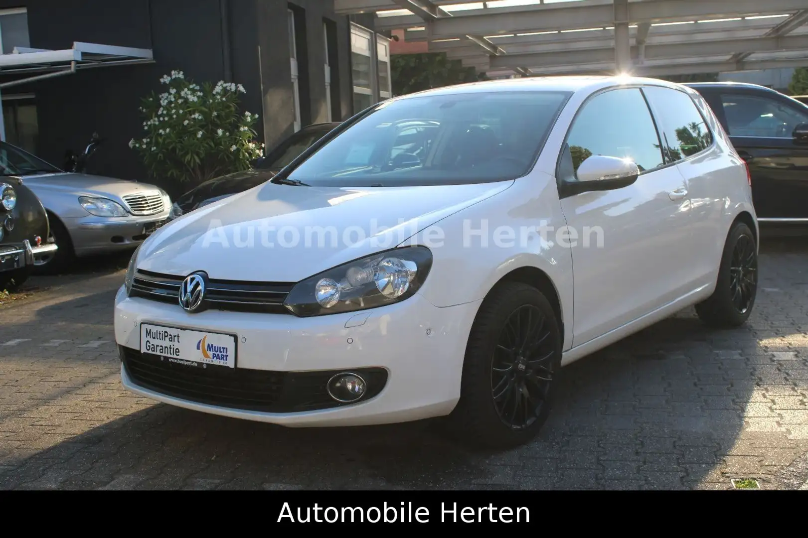 Volkswagen Golf VI 1.2 TSI BE TEAM*KLIMA*PDC*SHZ*TOP! Blanc - 1