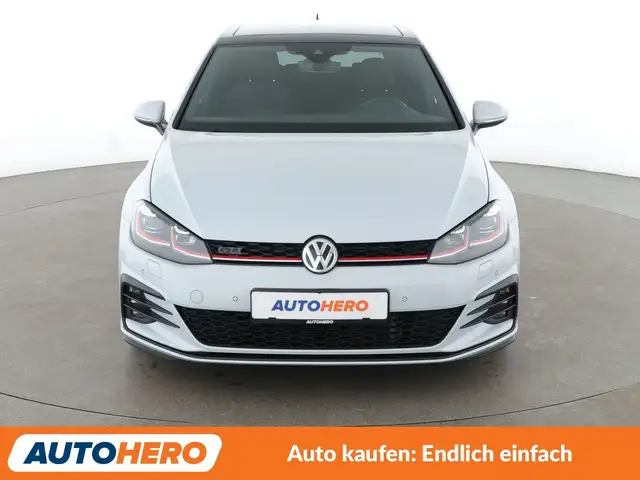 Volkswagen Golf view 9