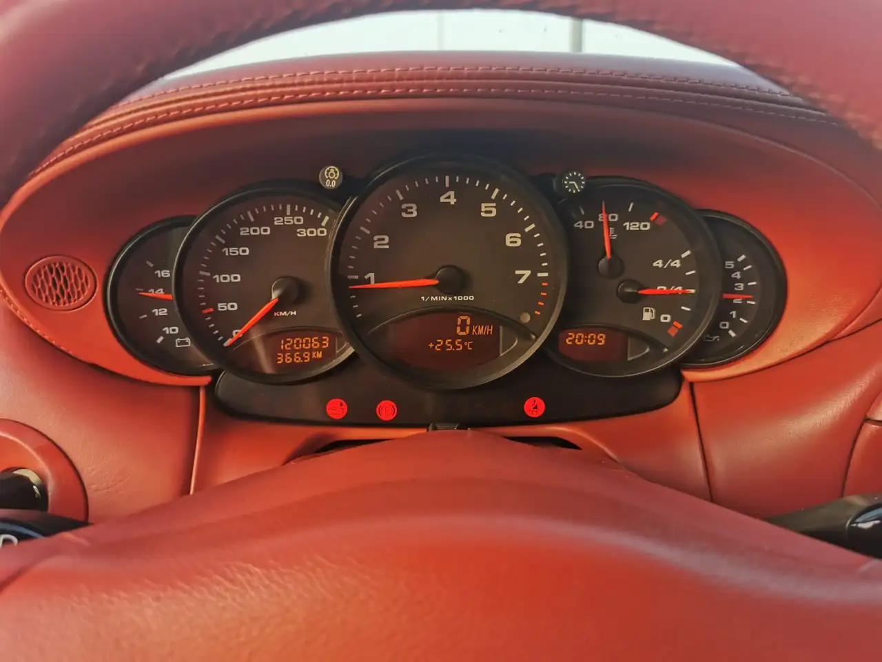Porsche 911 996 Coupe 3.4 Carrera 4, foto 10