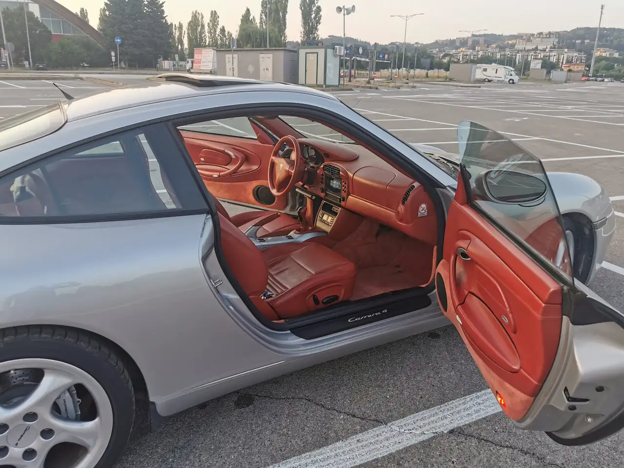 Porsche 911 996 Coupe 3.4 Carrera 4, foto 6