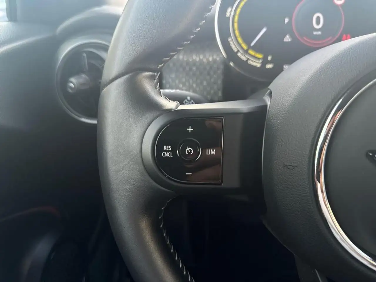 MINI Cooper 3p Yours auto, миниатюра 20