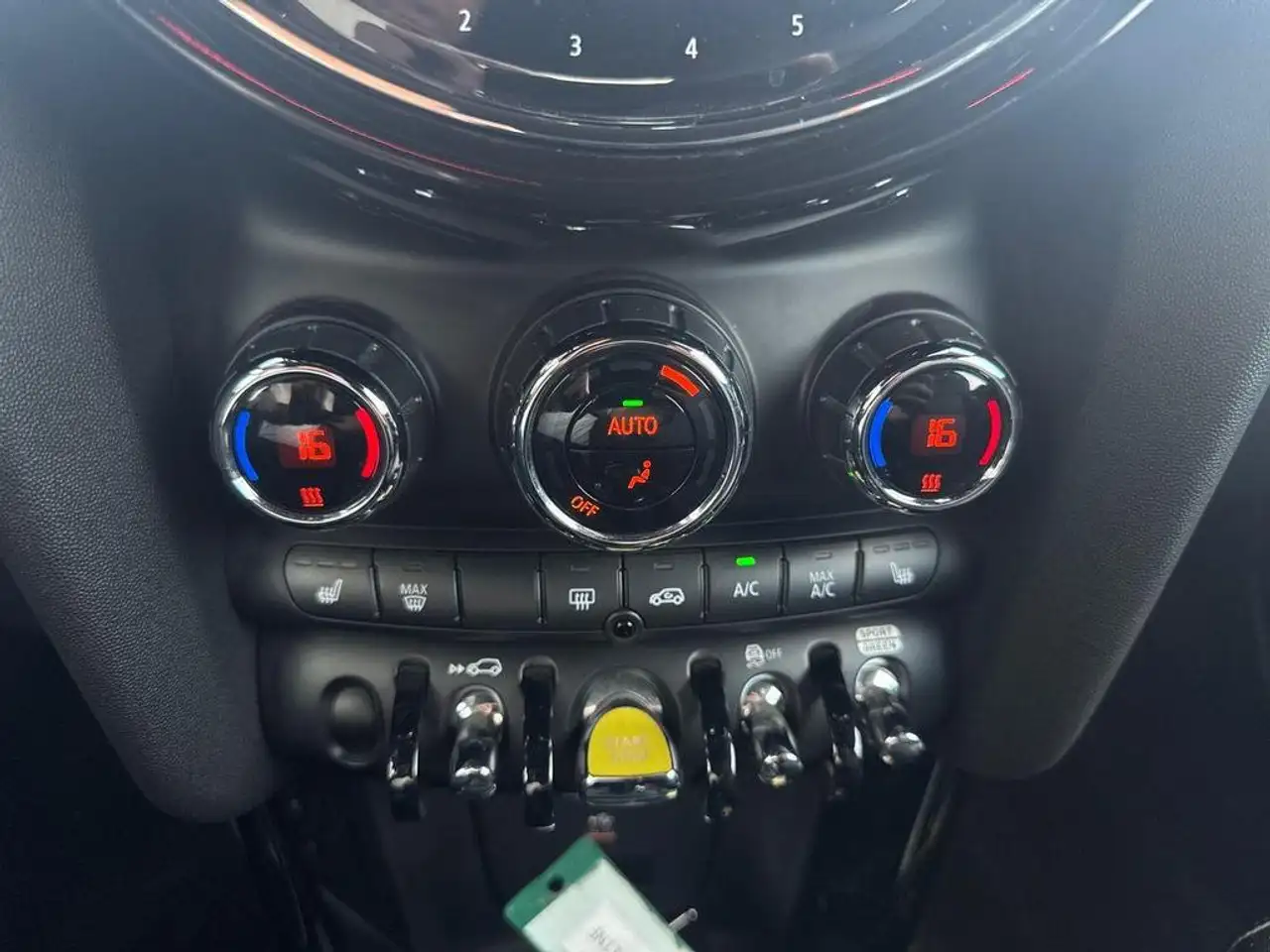 MINI Cooper 3p Yours auto, миниатюра 25