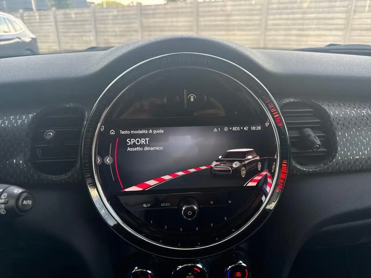 MINI Cooper 3p Yours auto, миниатюра 18