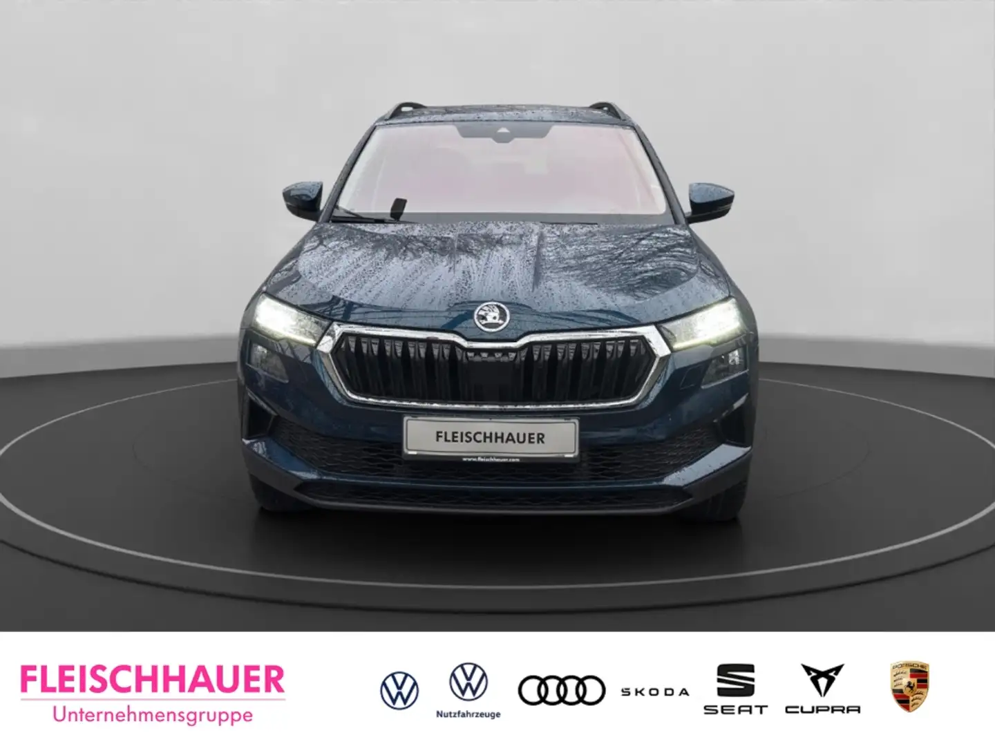 Skoda Karoq Tour 1,5 TSI Navi LED ACC Rückfahrk. Blau - 2