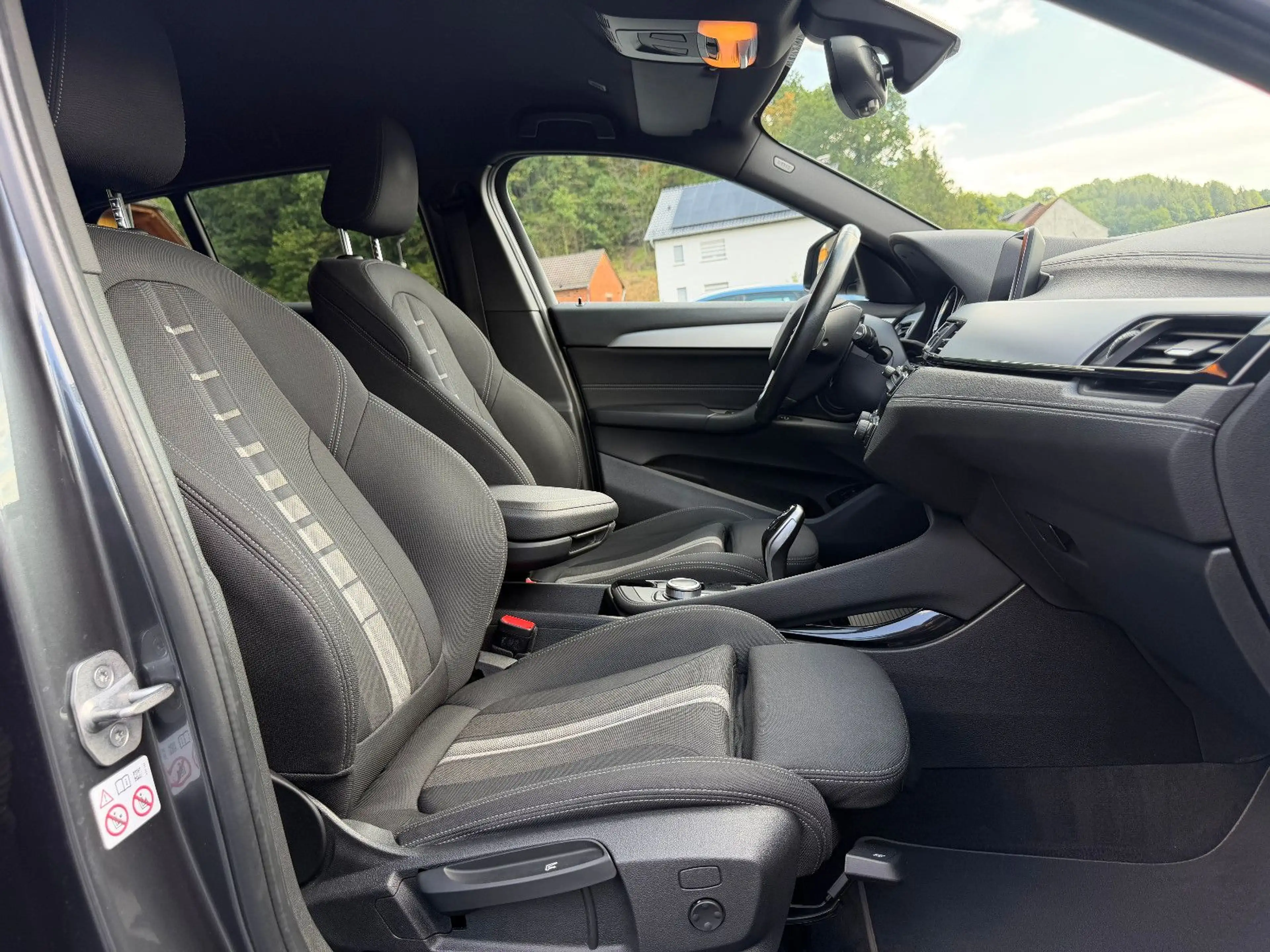 BMW X2 20 d xDrive AHK/LED/NAVI — photo 9