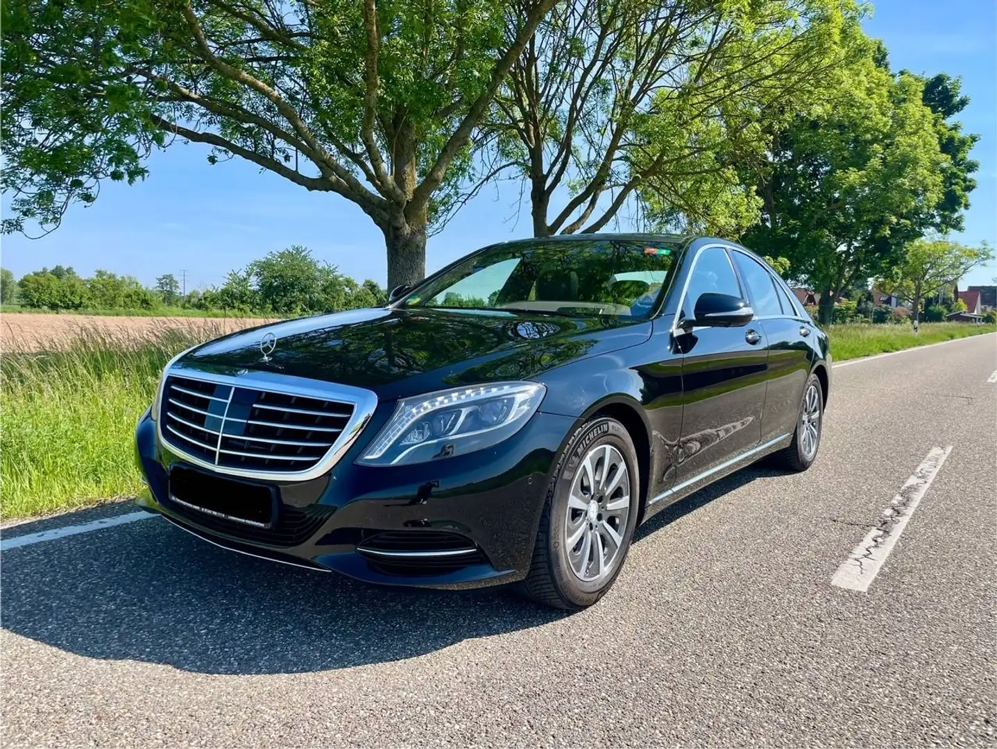 Mercedes-Benz S 300 S 300 (BlueTEC HYBRID) h 7G-TRONIC Schwarz - 1