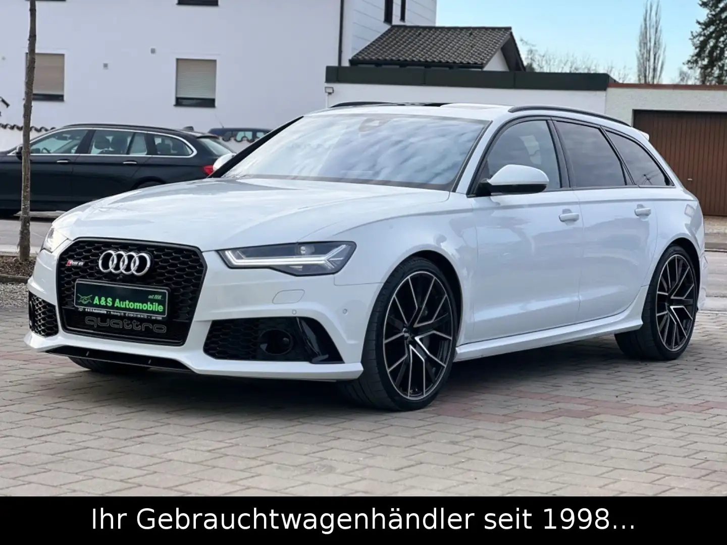 Audi RS6 4.0 TFSI qu. performance *DYNAMIK/EXCLUSIV* Bílá - 2