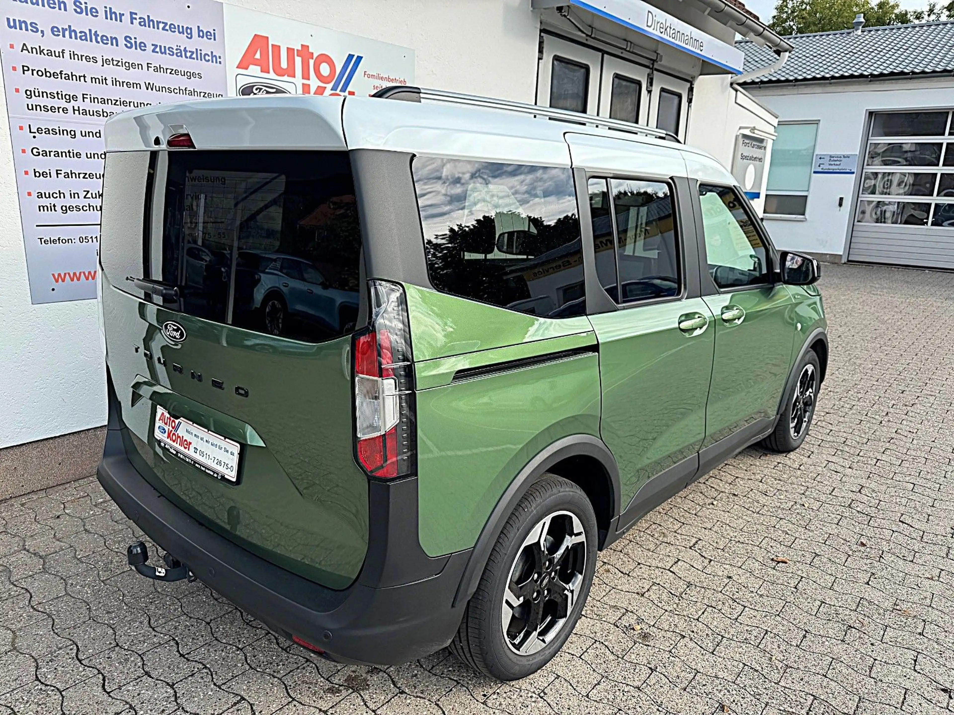 Ford Tourneo Courier ACTIVE Automatik (mit AHK) — photo 4