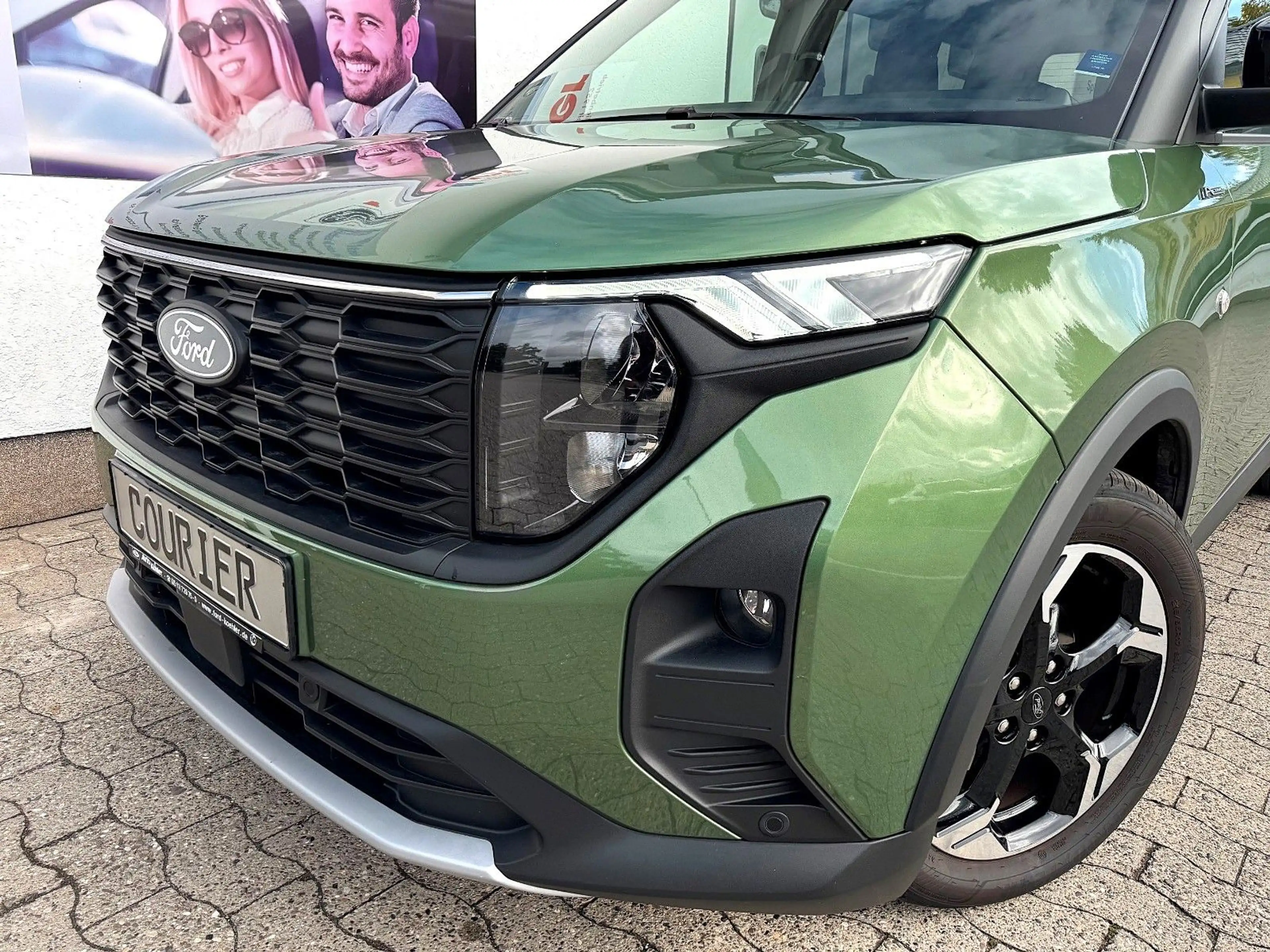 Ford Tourneo Courier ACTIVE Automatik (mit AHK) — photo 9