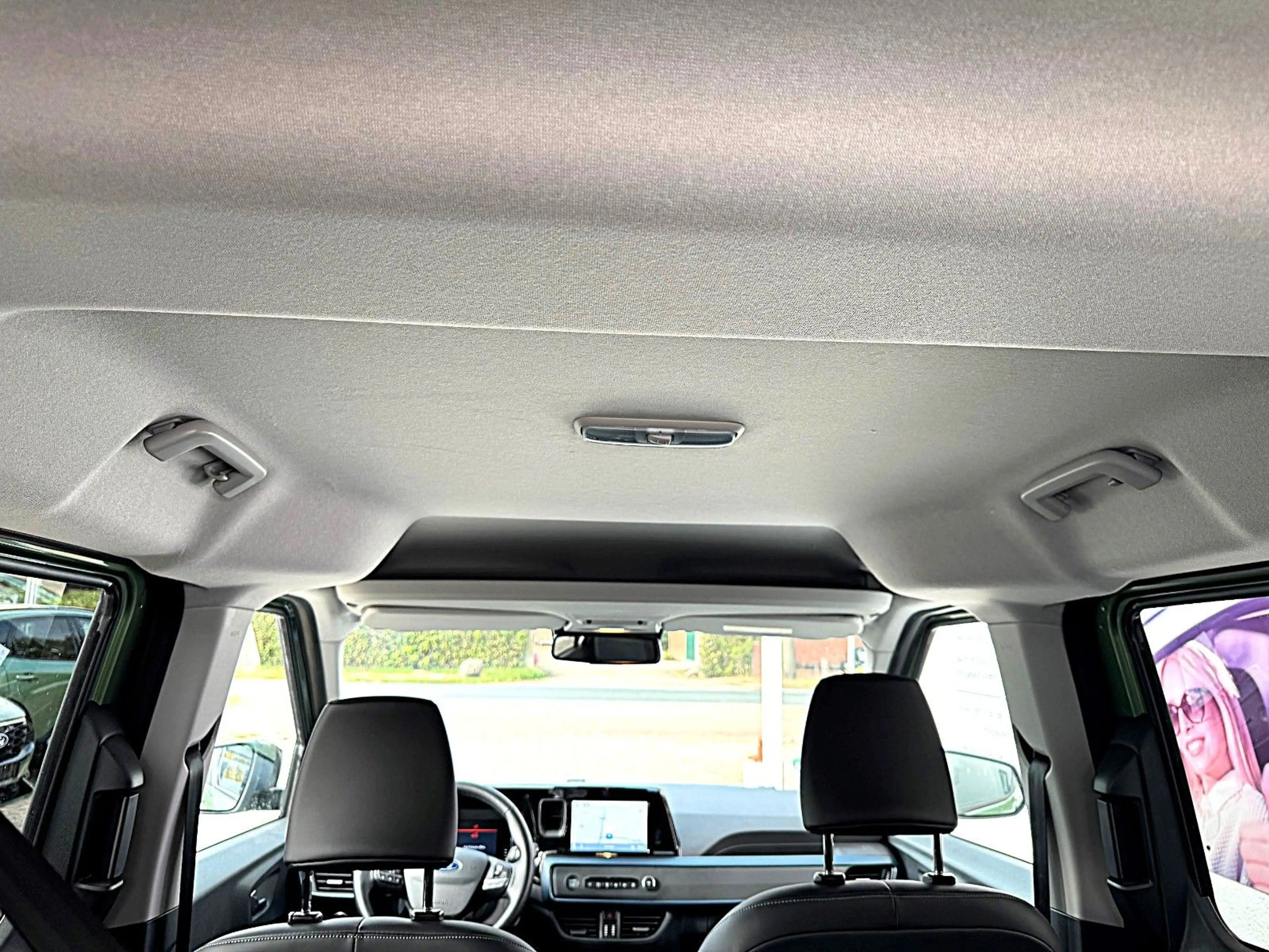 Ford Tourneo Courier ACTIVE Automatik (mit AHK) — photo 6