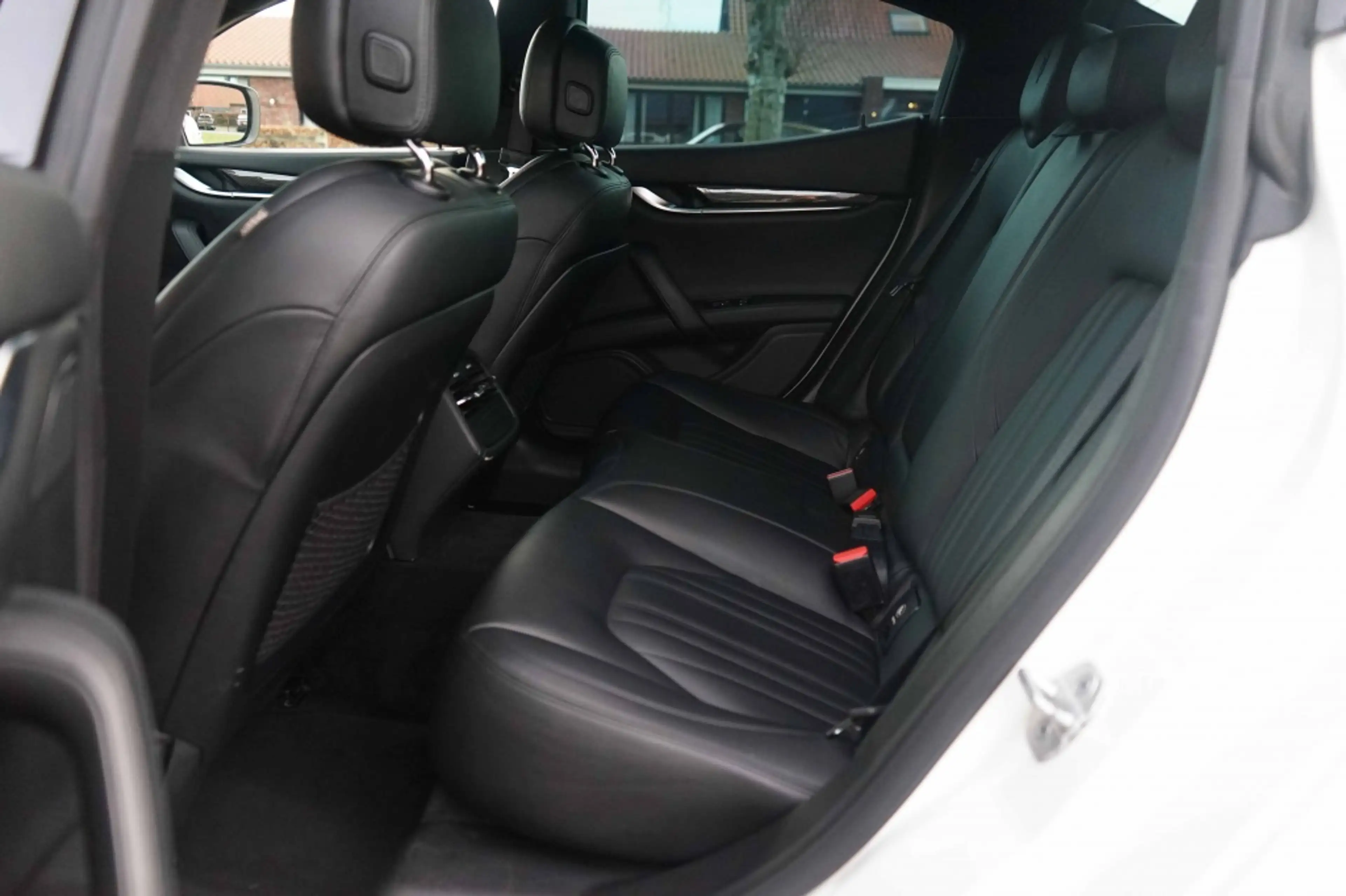 Maserati Ghibli 3.0 S Q4 V6 Bi-turbo 411PK — photo 13