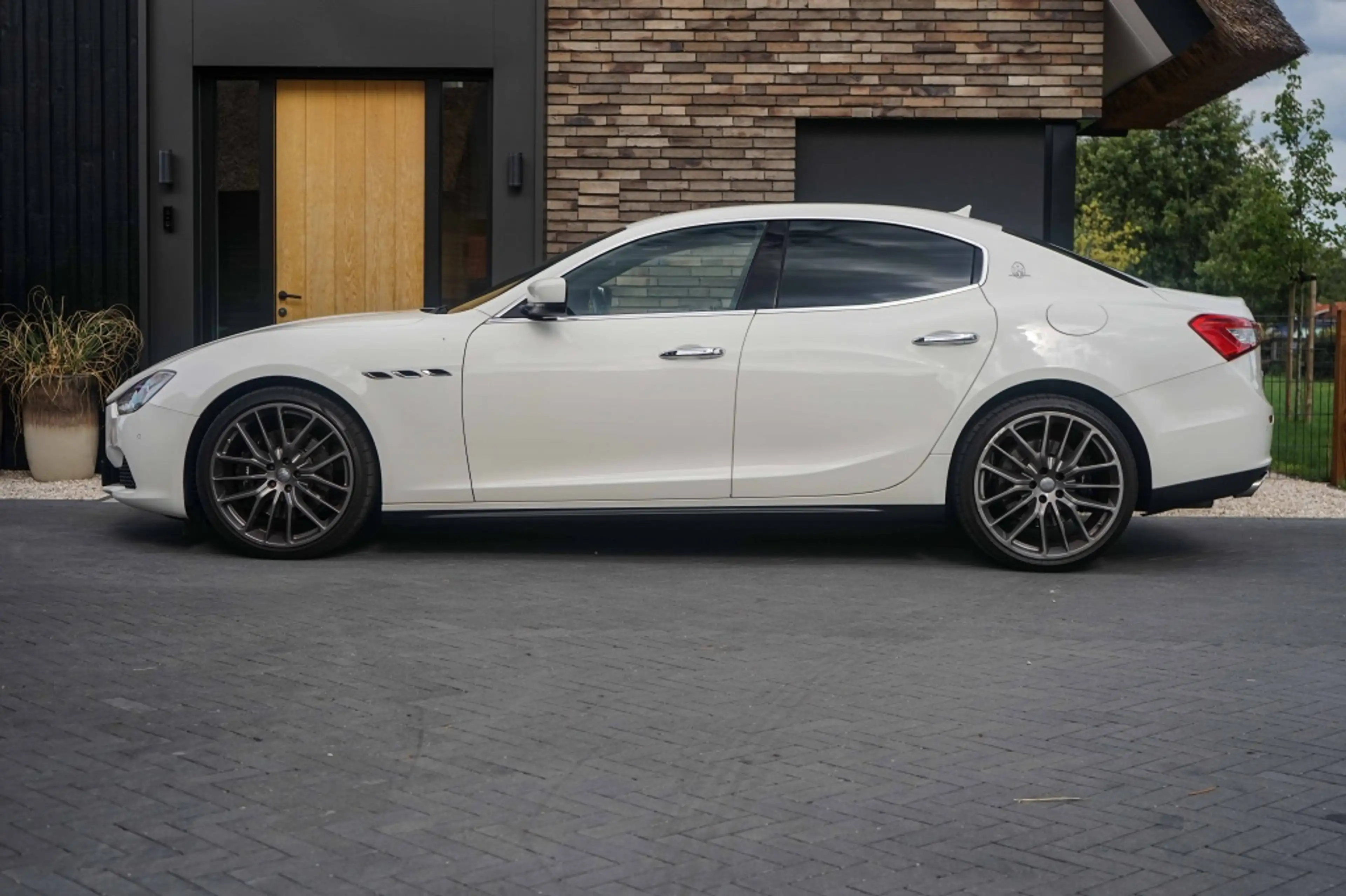 Maserati Ghibli 3.0 S Q4 V6 Bi-turbo 411PK — photo 7