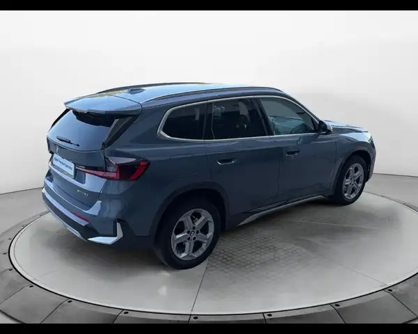 BMW X1 view 6