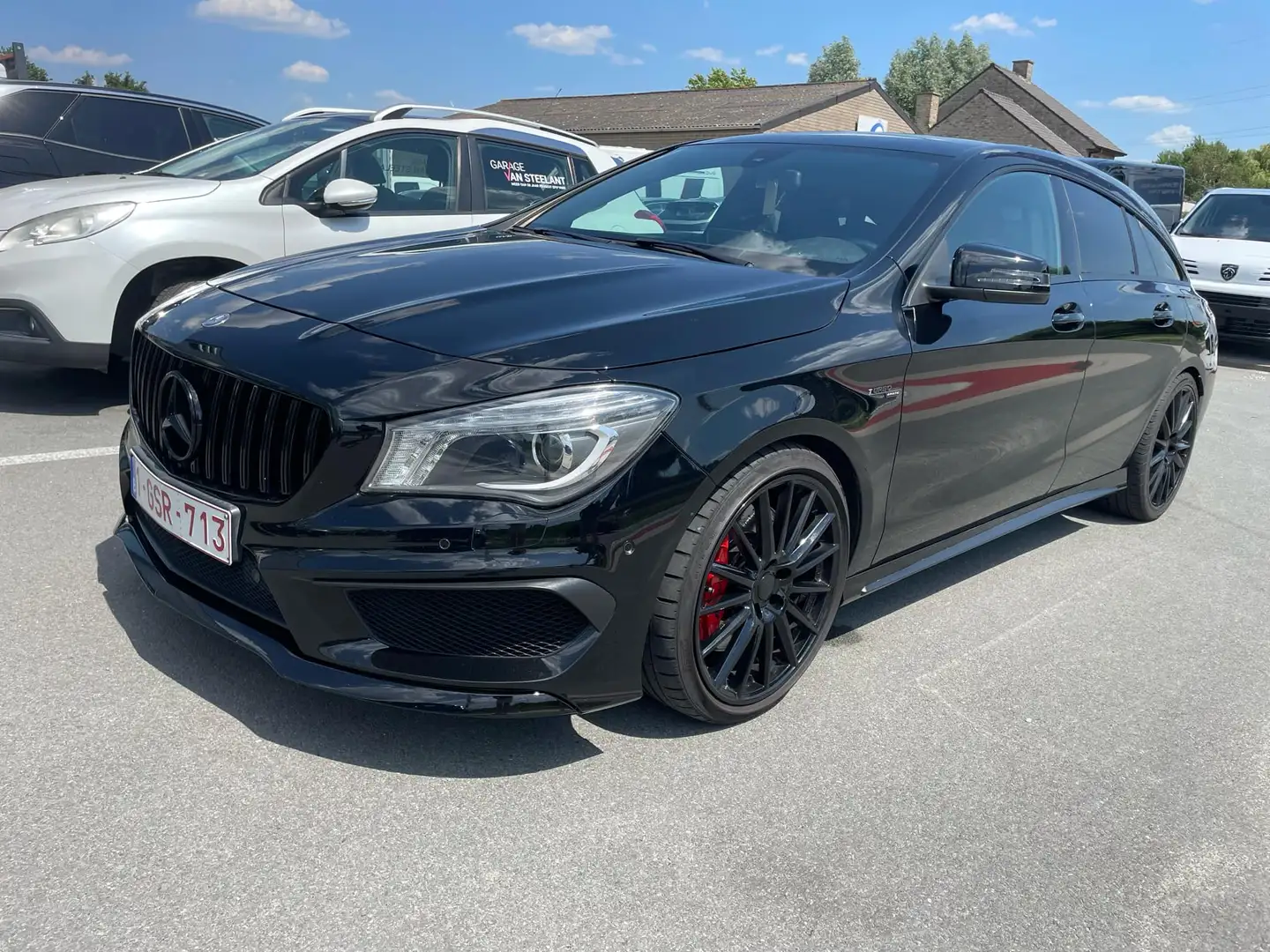 Mercedes-Benz CLA 45 AMG Shooting Brake 4Matic 7G-DCT - 1