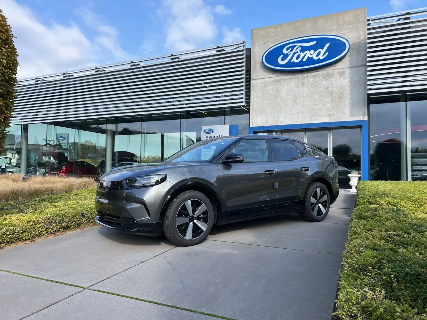 Ford Capri SELECT / 77 KWH / 286 PK / STOCKACTIE!! Gris - 1
