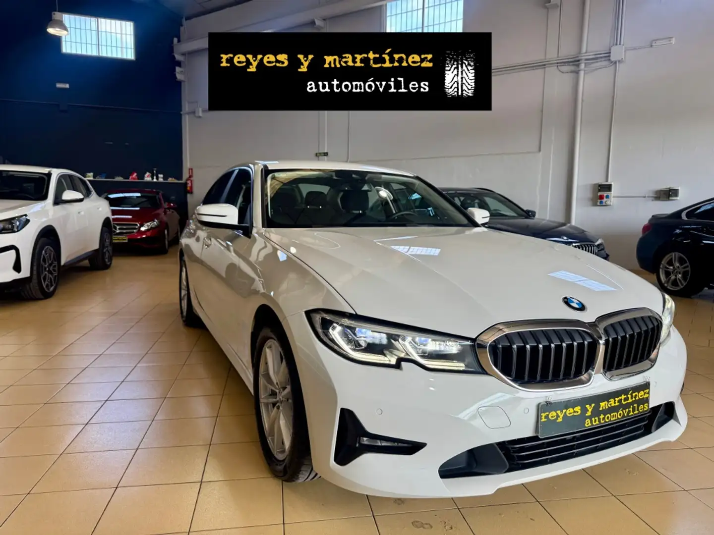 BMW 330 330dA xDrive Blanc - 2
