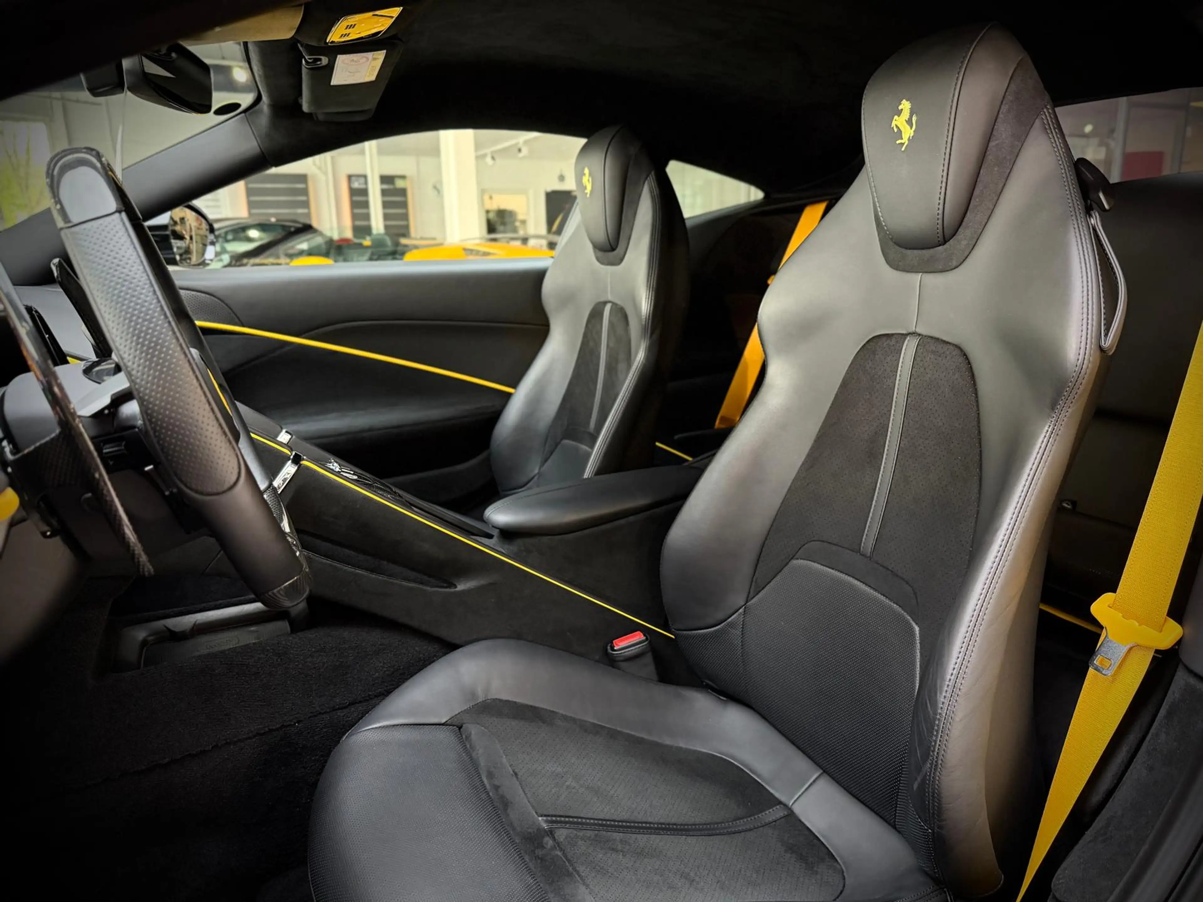 Ferrari Roma MagneRide*BeifahrerDispl*JBL*Carbon — photo 13