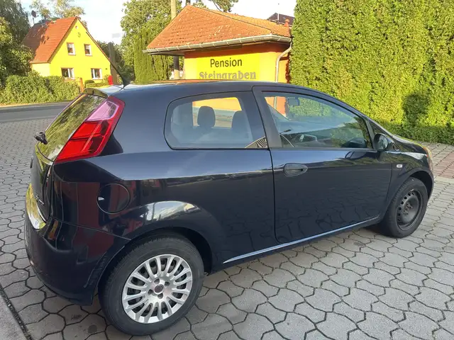 Fiat Grande Punto view 4