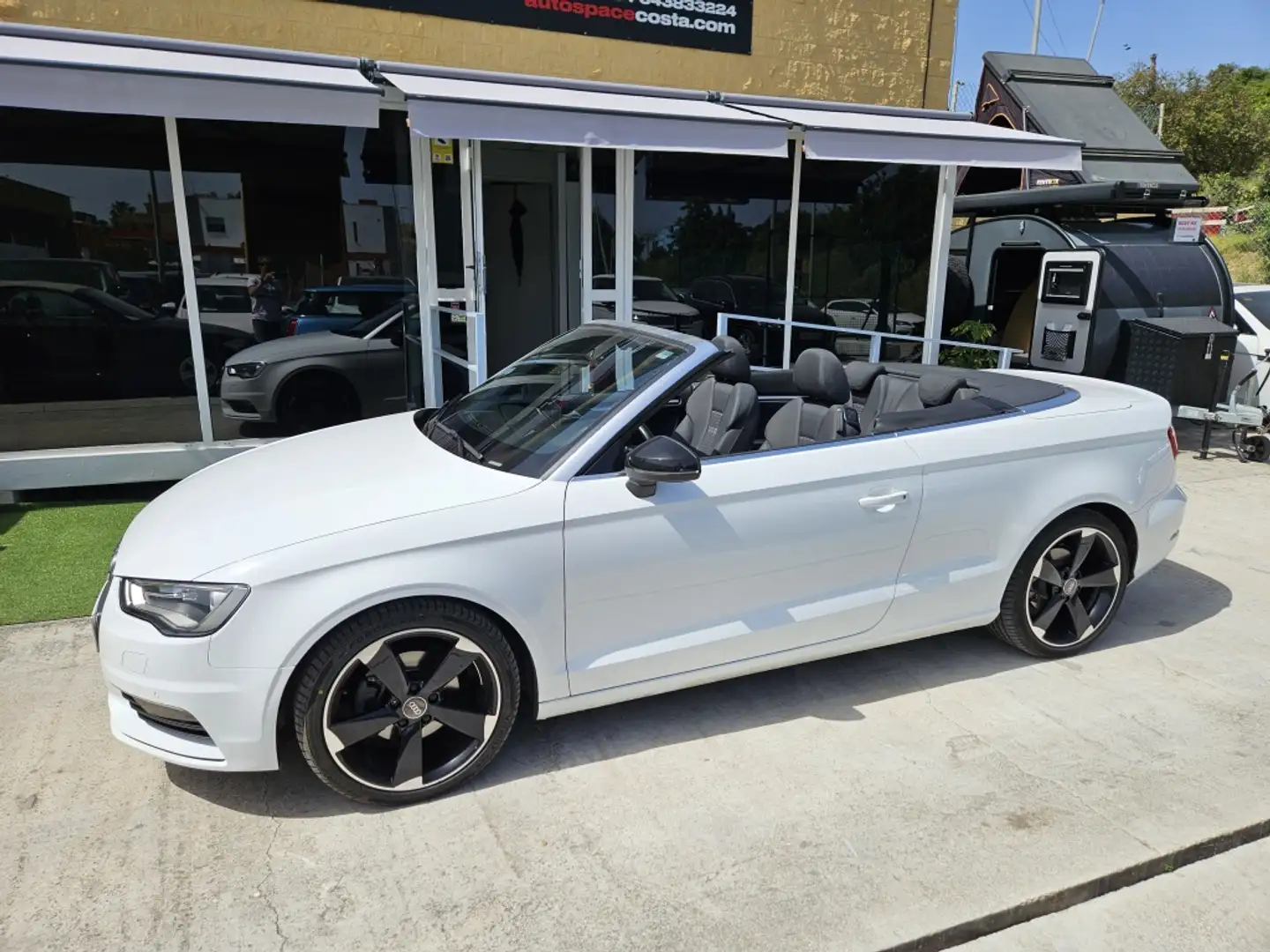 Audi A3 Sportback 2.0TDI Ambiente Q. S-T 184 Noir - 2