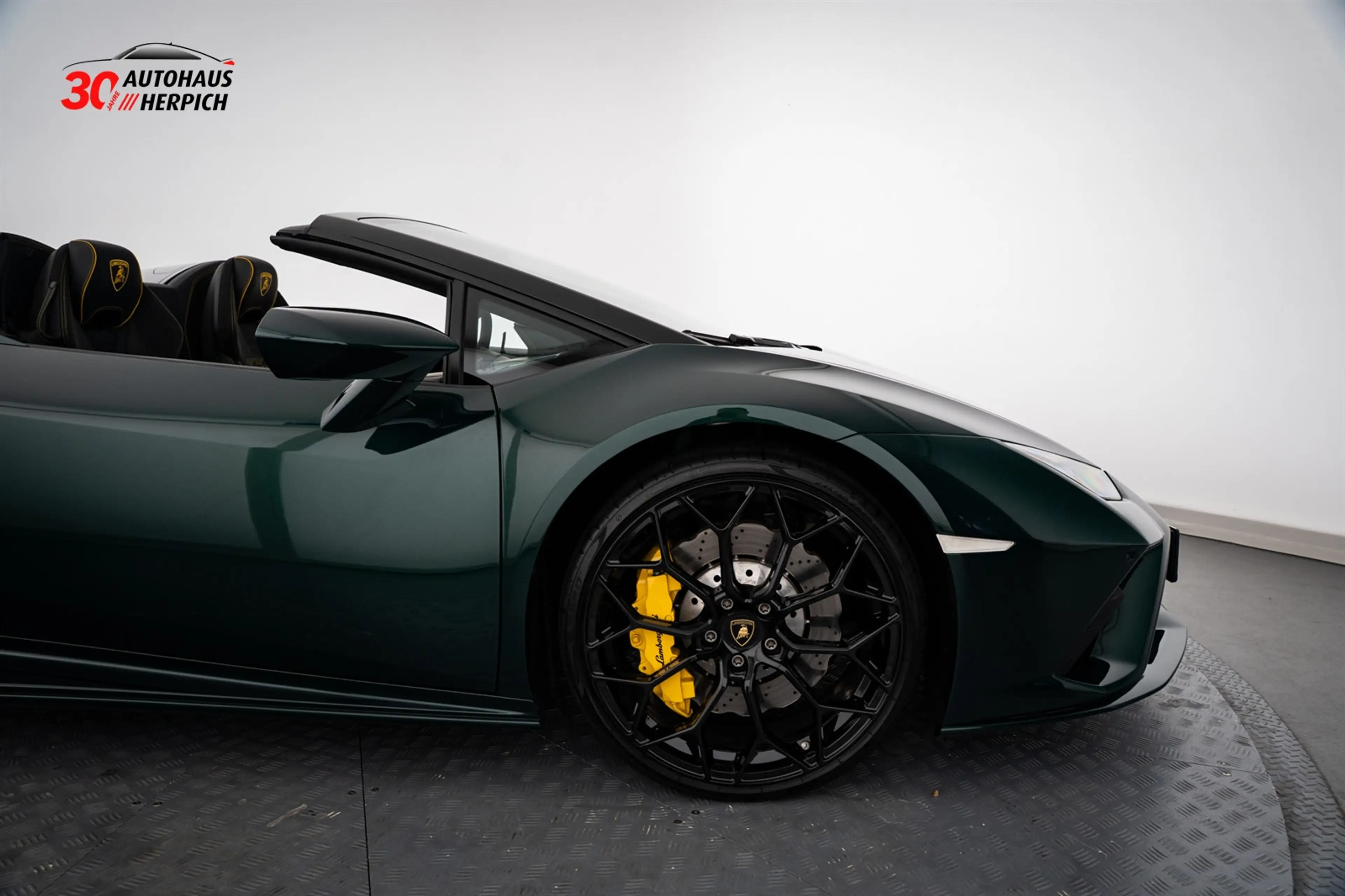 Lamborghini Huracán EVO RWD Spyder Verde Hydra Lift Sensonum — photo 8
