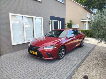 300h F Sport Line