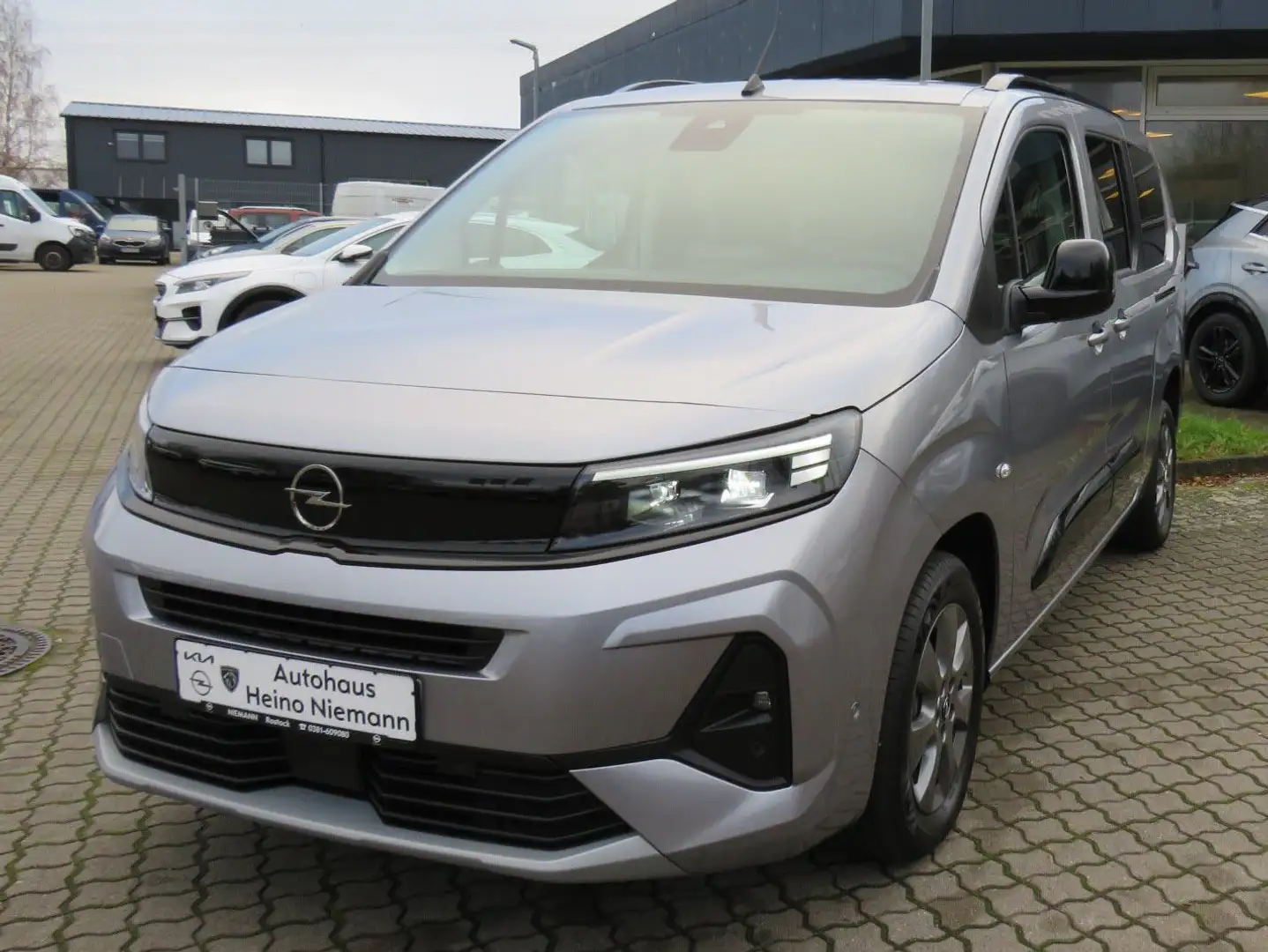 Opel Combo Life 1.5D Aut. GS XL *NAVI*7S*RFK*SH*LRhzg*LED*PDC*LM Grijs - 1