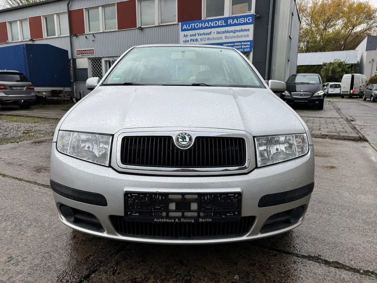 Skoda Fabia Extra 1.2L TÜV NEU Silber - 2