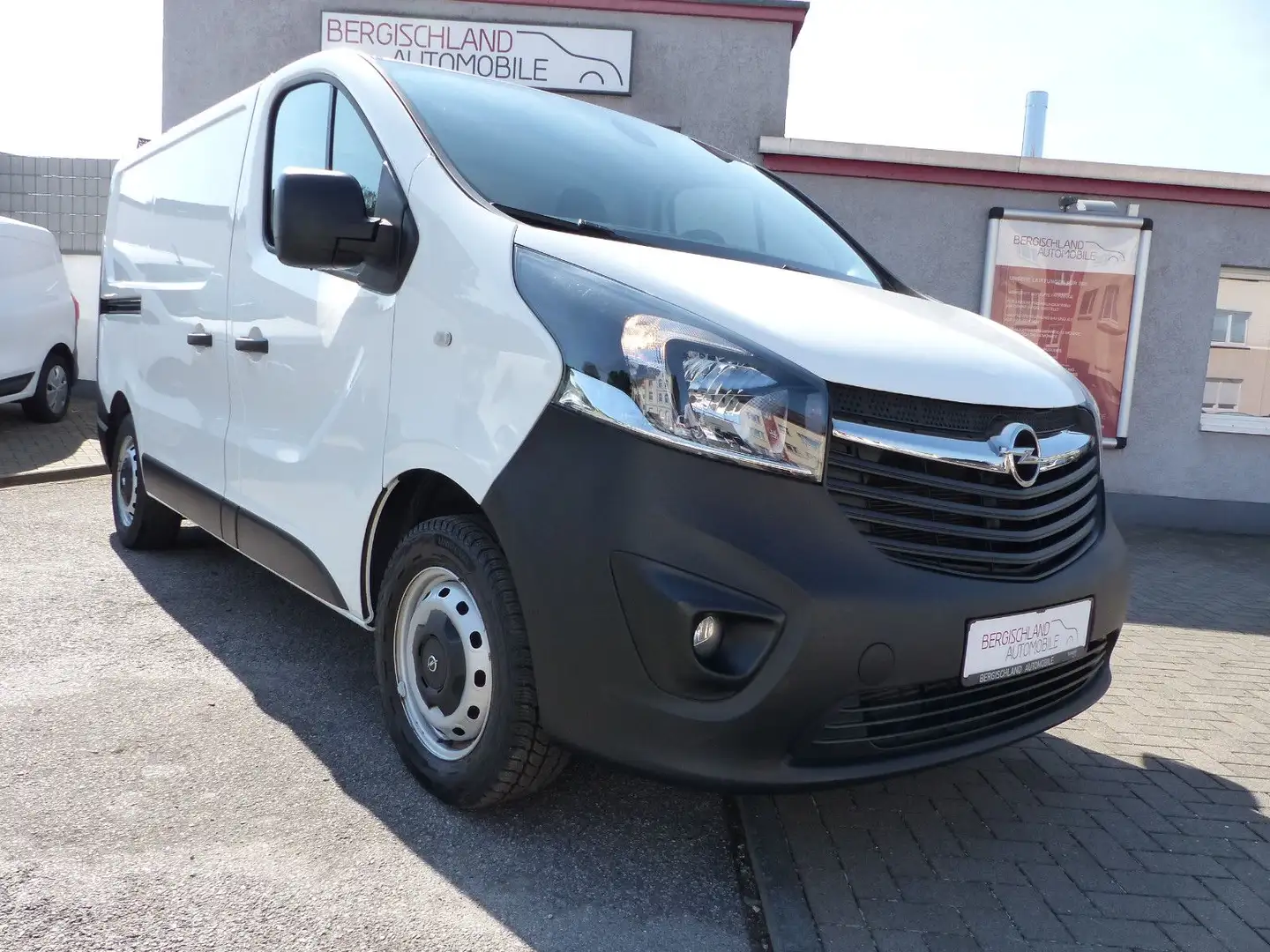 Opel Vivaro B Kasten   2,9t, Klima, Navi,Tempomat,PDC Weiß - 1