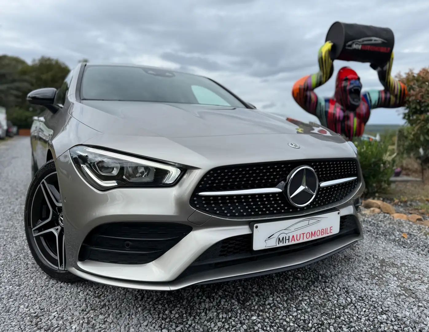 Mercedes-Benz CLA 180 d // PACK AMG Bronze - 1