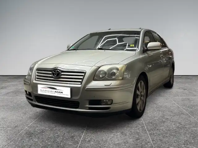 Toyota Avensis 1.8 Executive Liftback