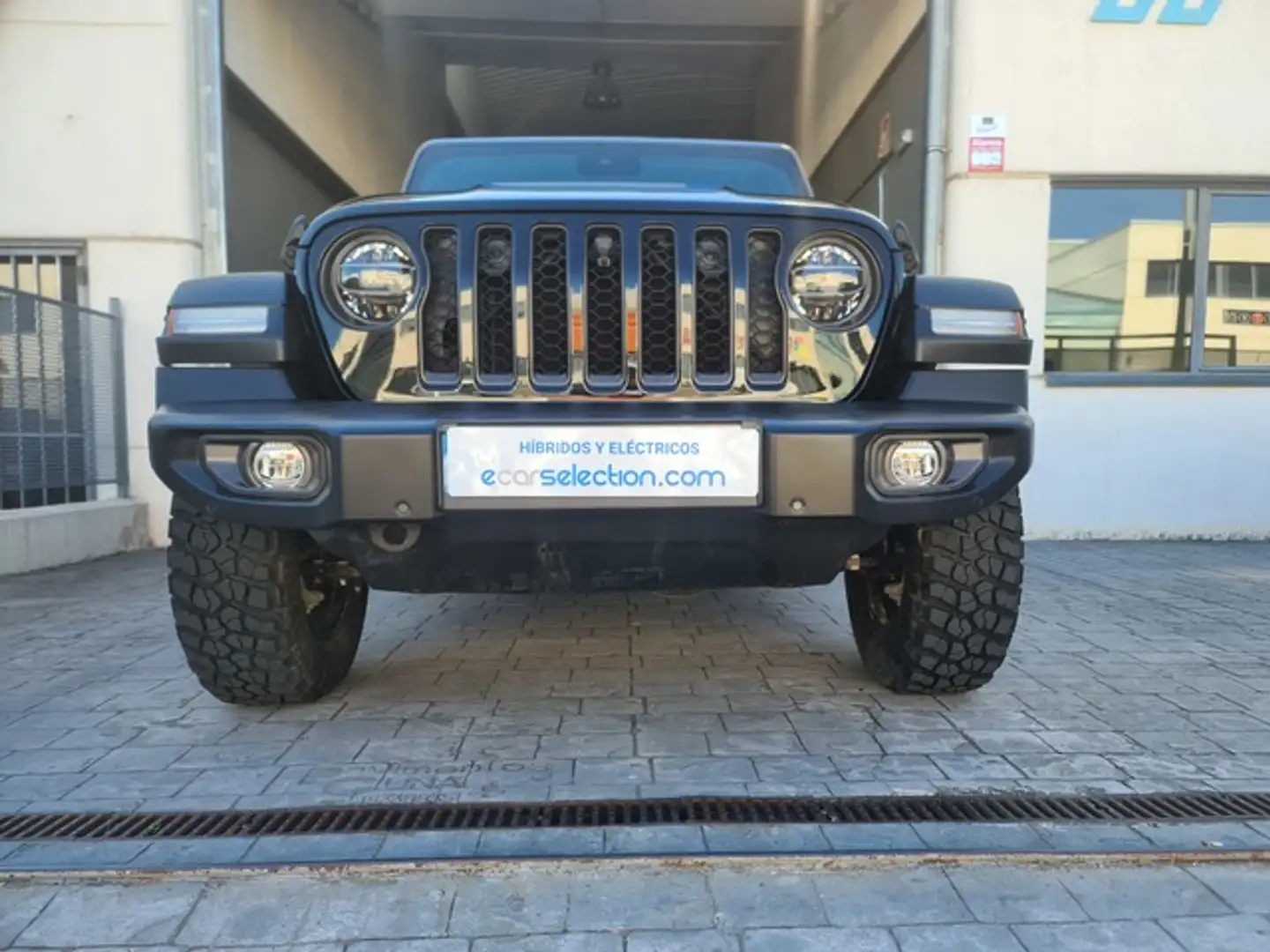 Jeep Wrangler Unlimited 2.0 4xe Rubicon 8ATX Negro - 2