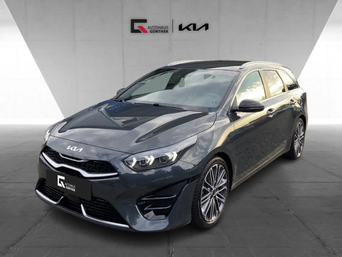 Kia Ceed / cee'd Sportswagon GT Line 1.5 T-GDI Techn. 18Zoll Grau - 1