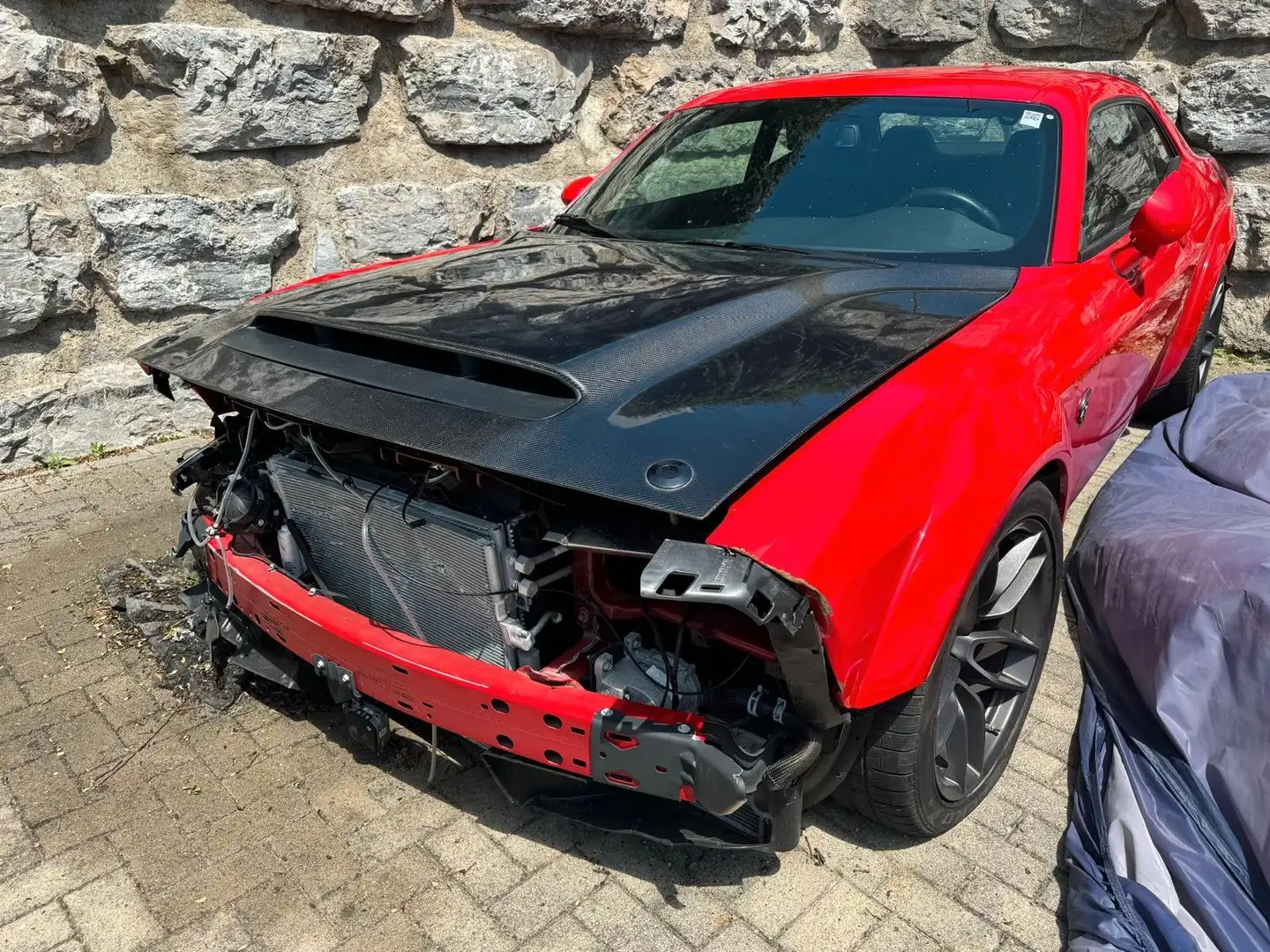 Dodge Challenger SRT Hellcat XR Unfall Rouge - 1