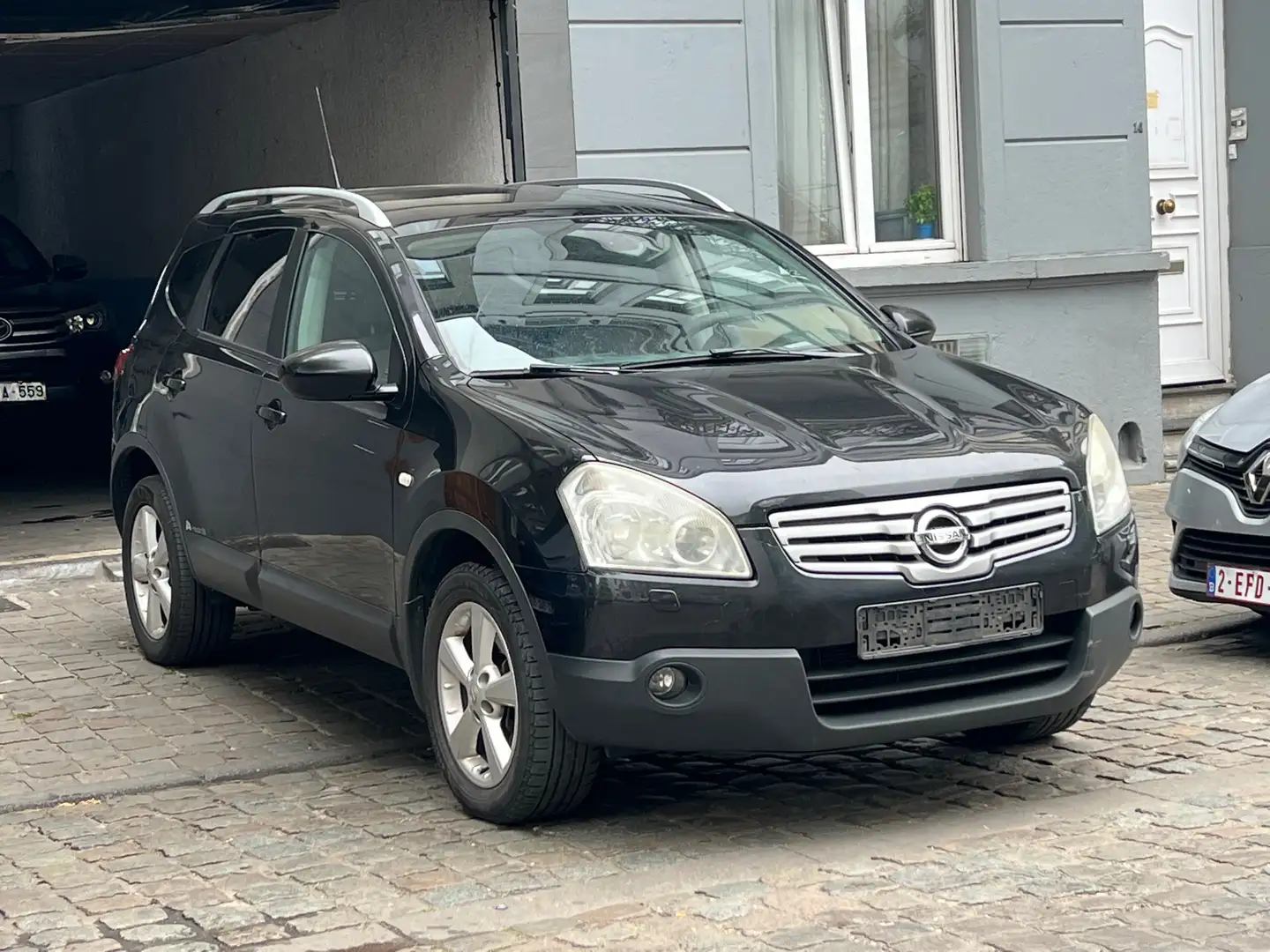 Nissan Qashqai+2 2.0i 4WD Tekna Zwart - 2